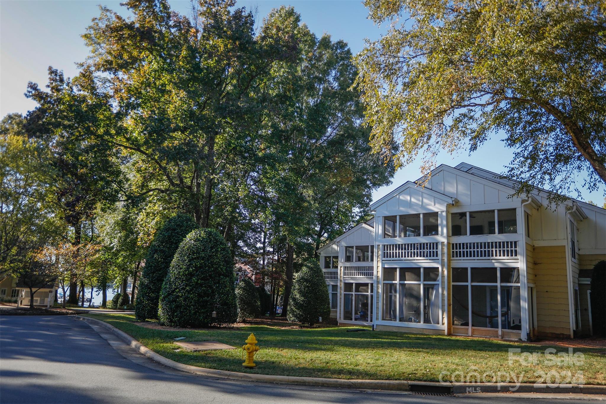 771 Southwest Drive Unit: 22U