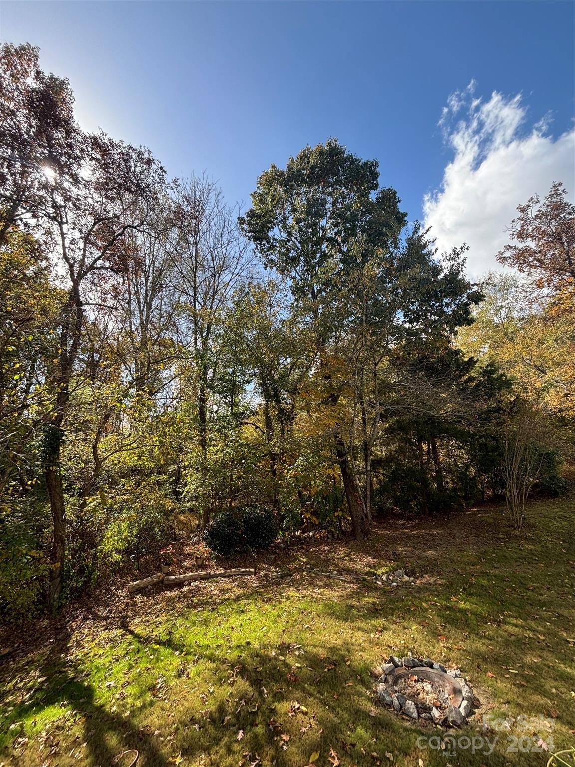 10745 Sapphire Trail