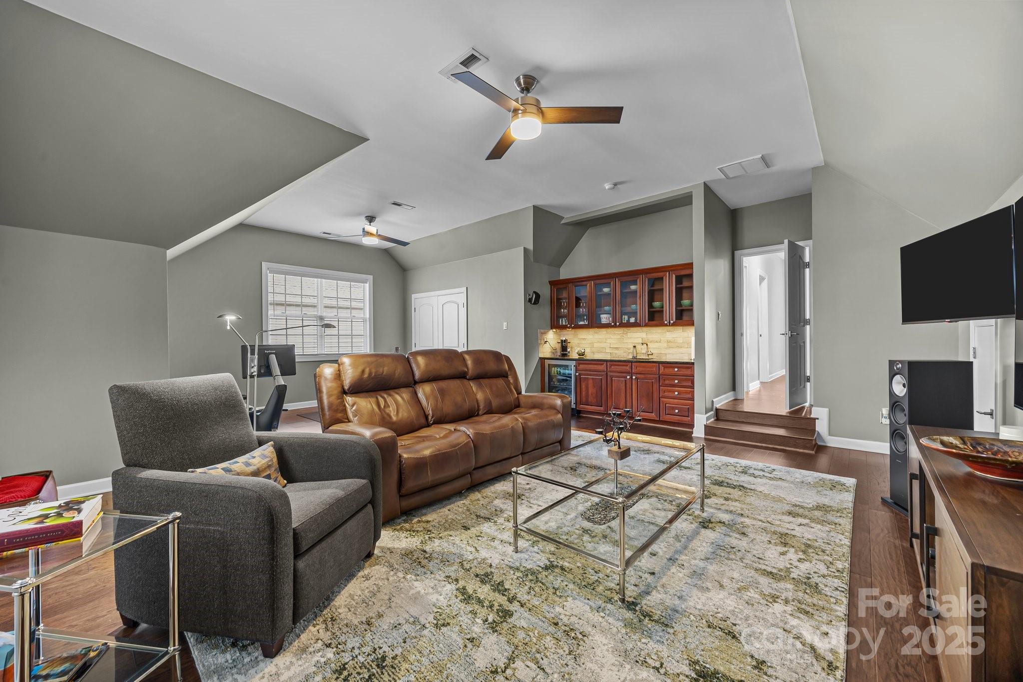 15903 Glen Miro Drive