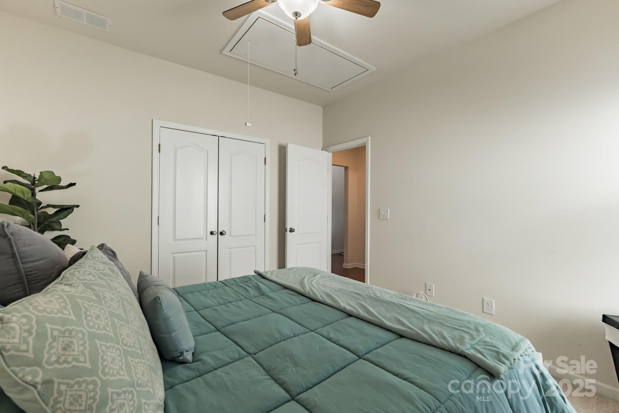 5826 Castlecove Road