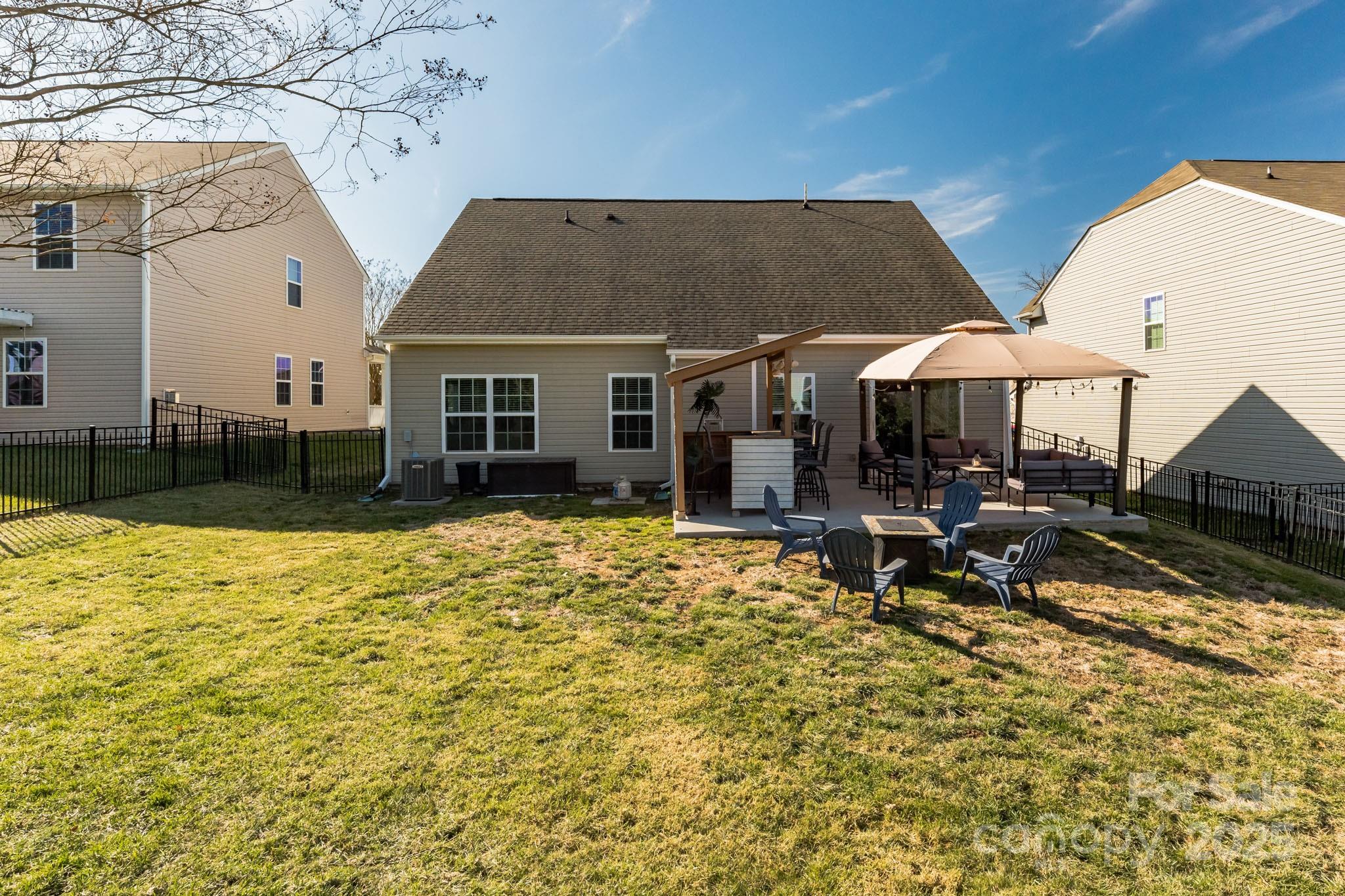 5826 Castlecove Road