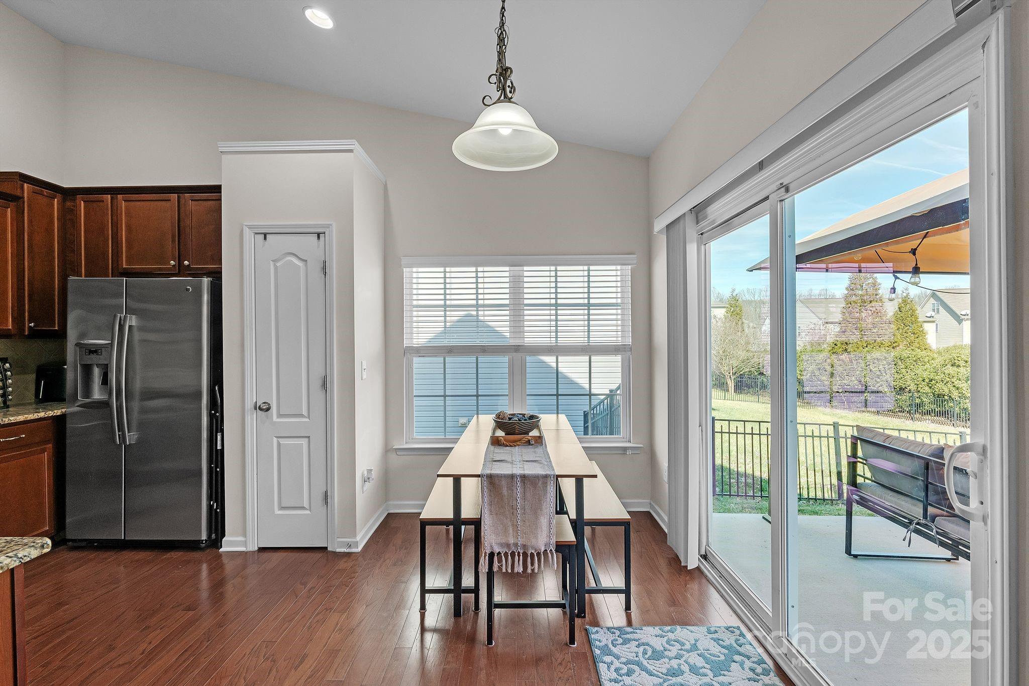 5826 Castlecove Road
