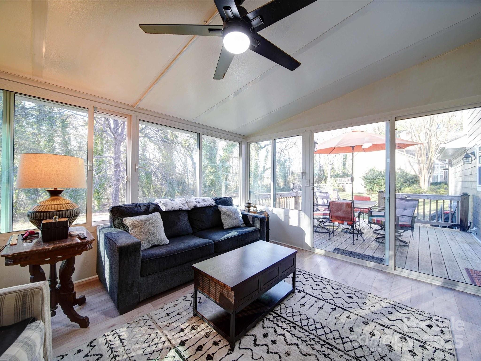 10929 Lassen Court