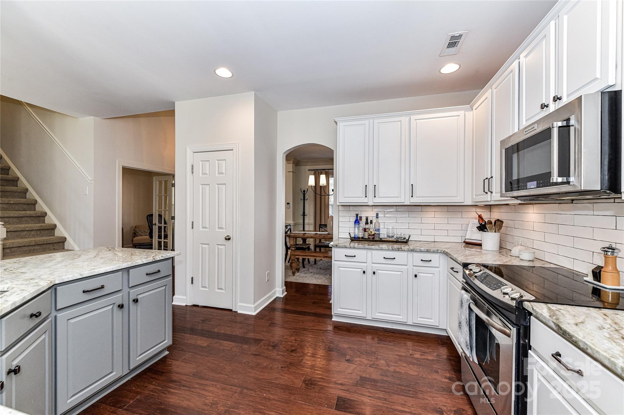 8412 Westmoreland Lake Drive