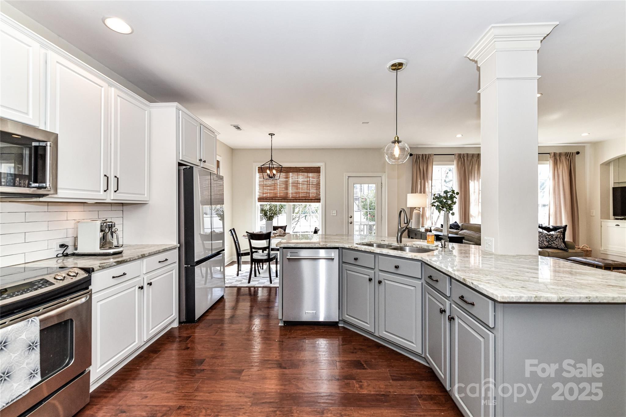 8412 Westmoreland Lake Drive