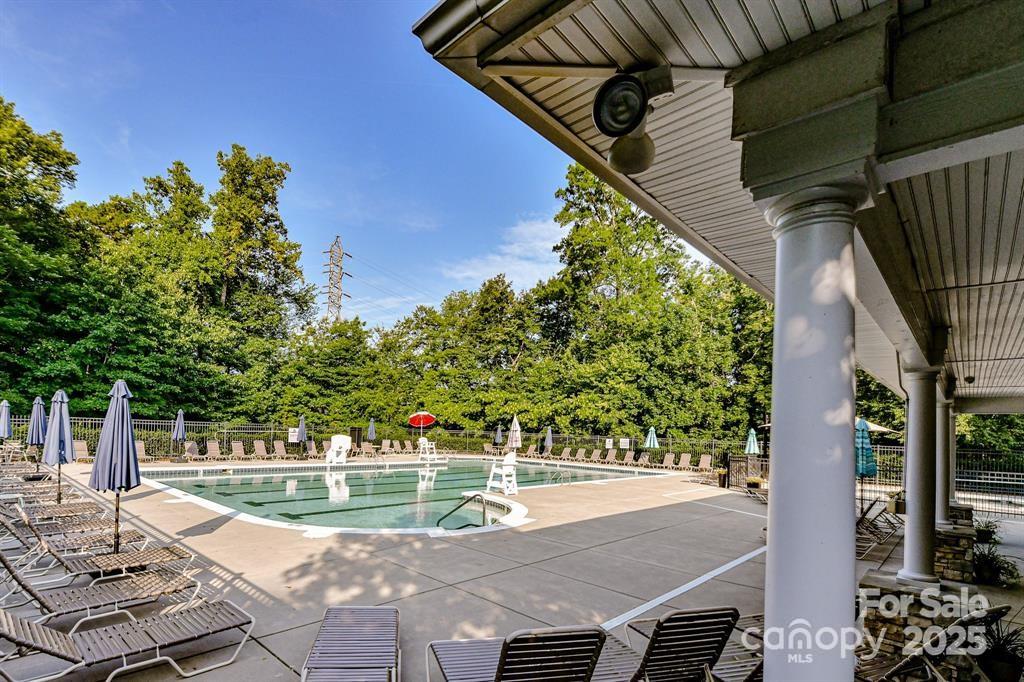 8412 Westmoreland Lake Drive