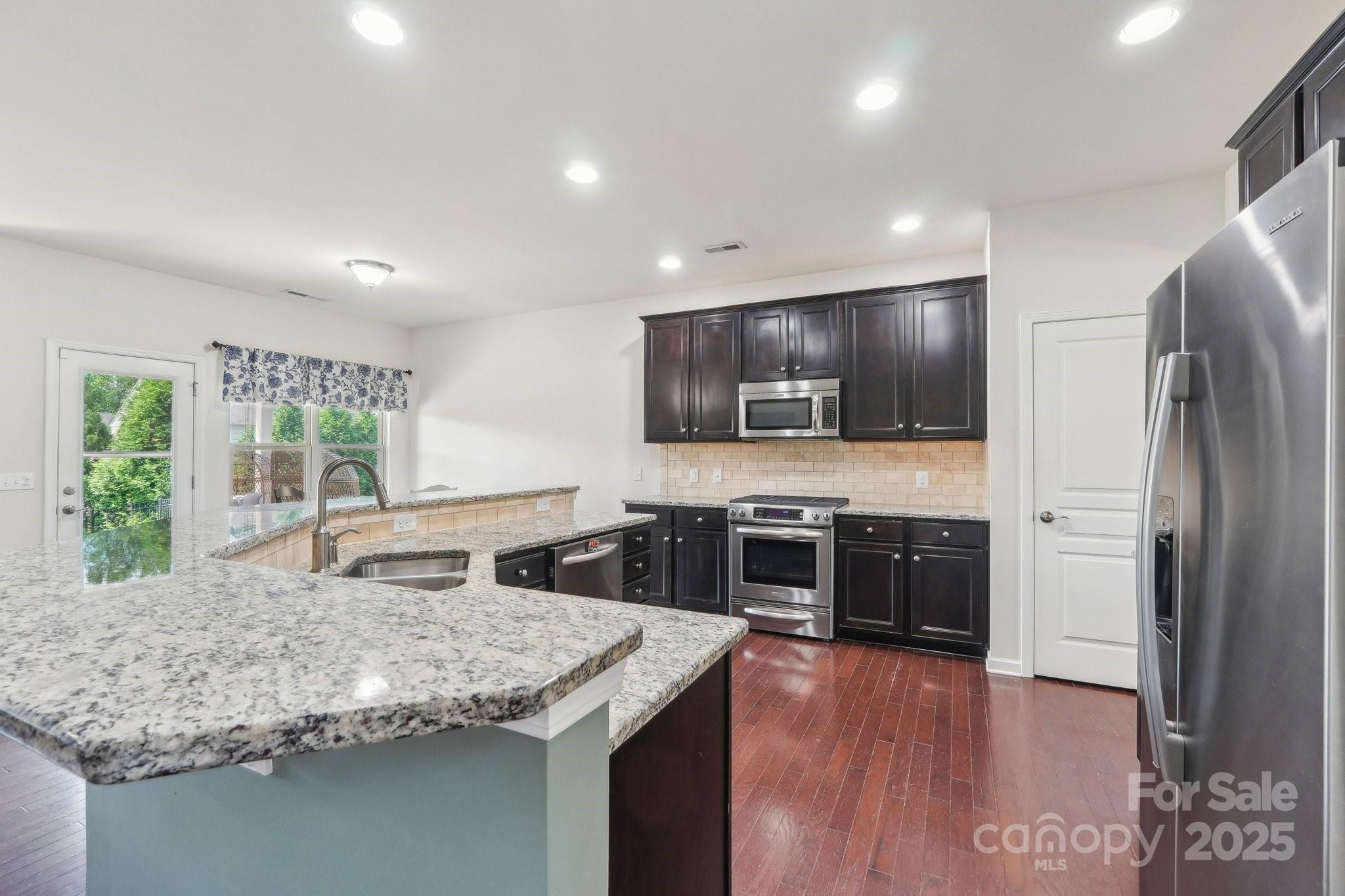 5037 Nighthawk Drive