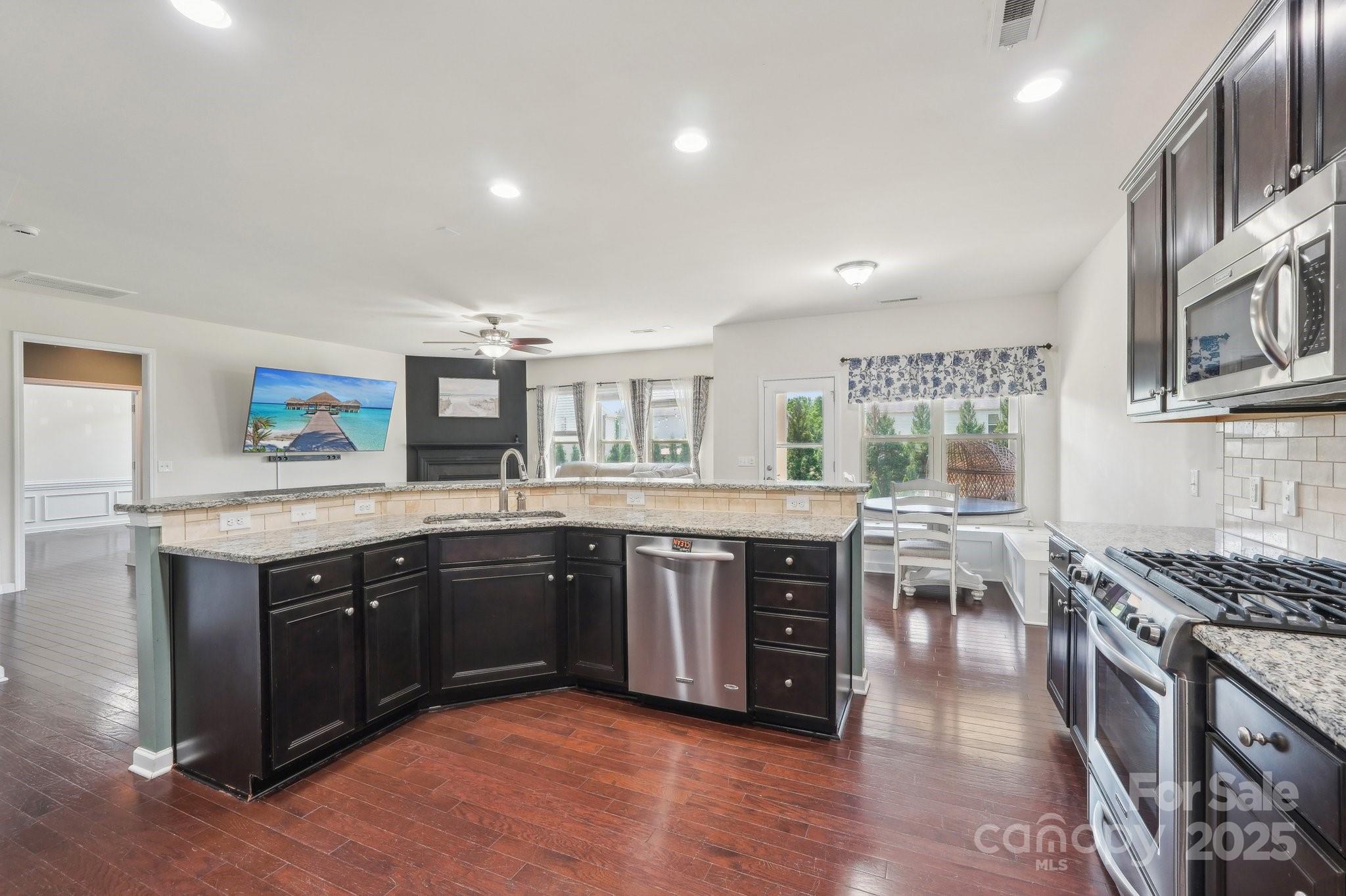 5037 Nighthawk Drive