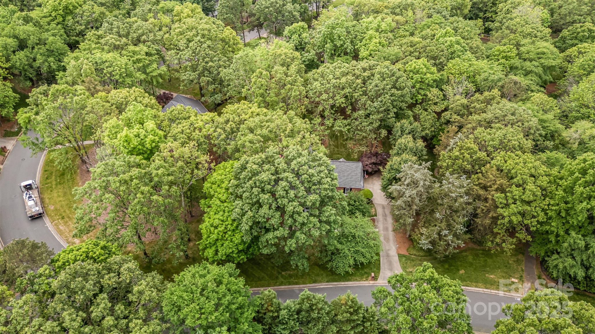 2600 Oakmeade Drive