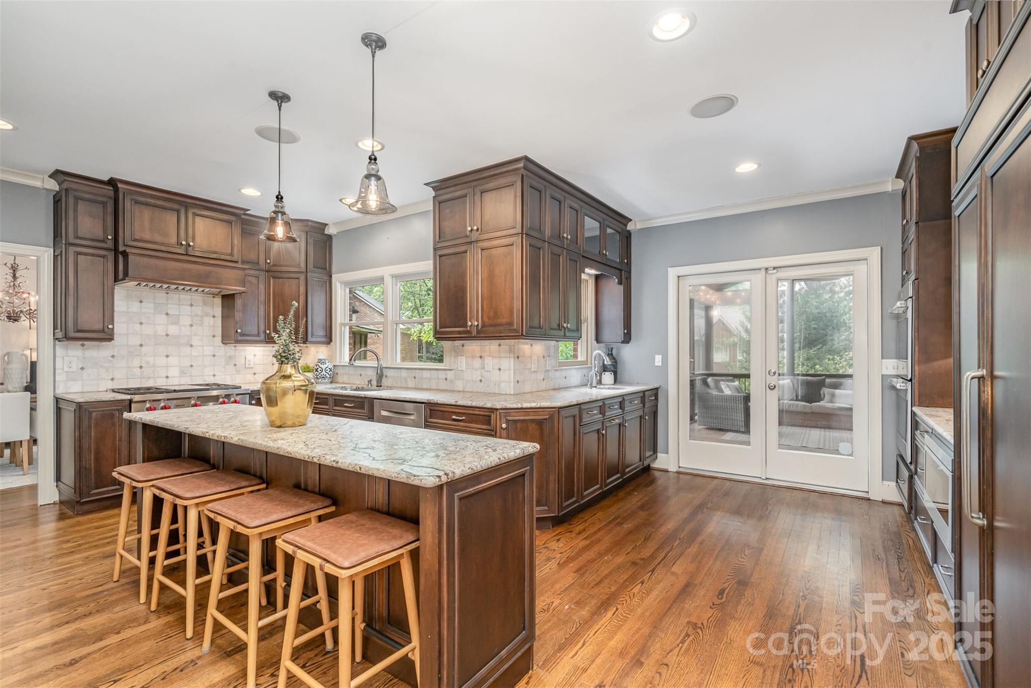 2600 Oakmeade Drive