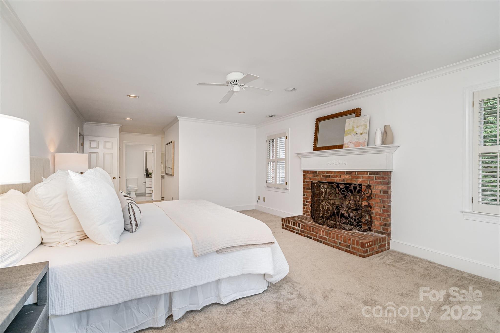 2600 Oakmeade Drive