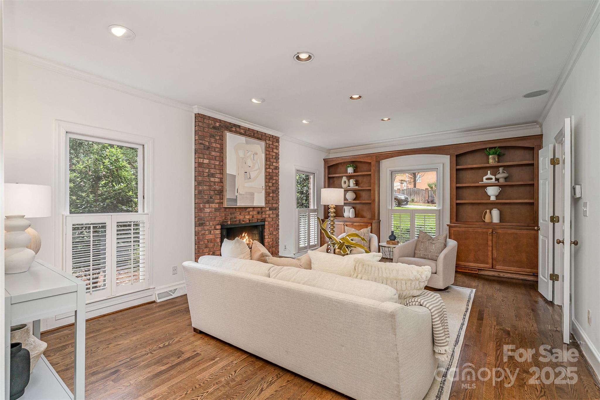 2600 Oakmeade Drive