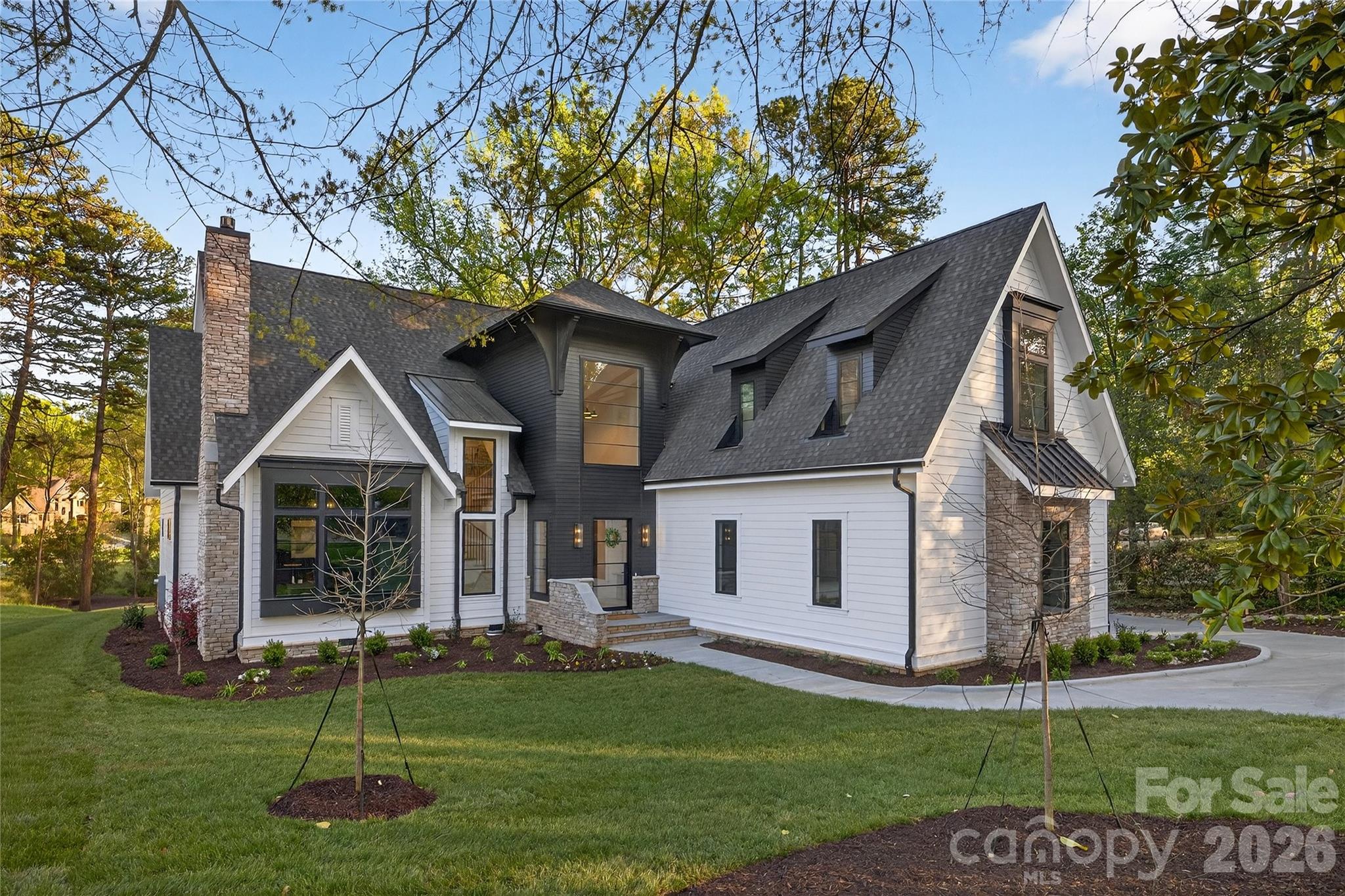 1209 Meadowood Lane Charlotte Nc Us 28211 Car4310697