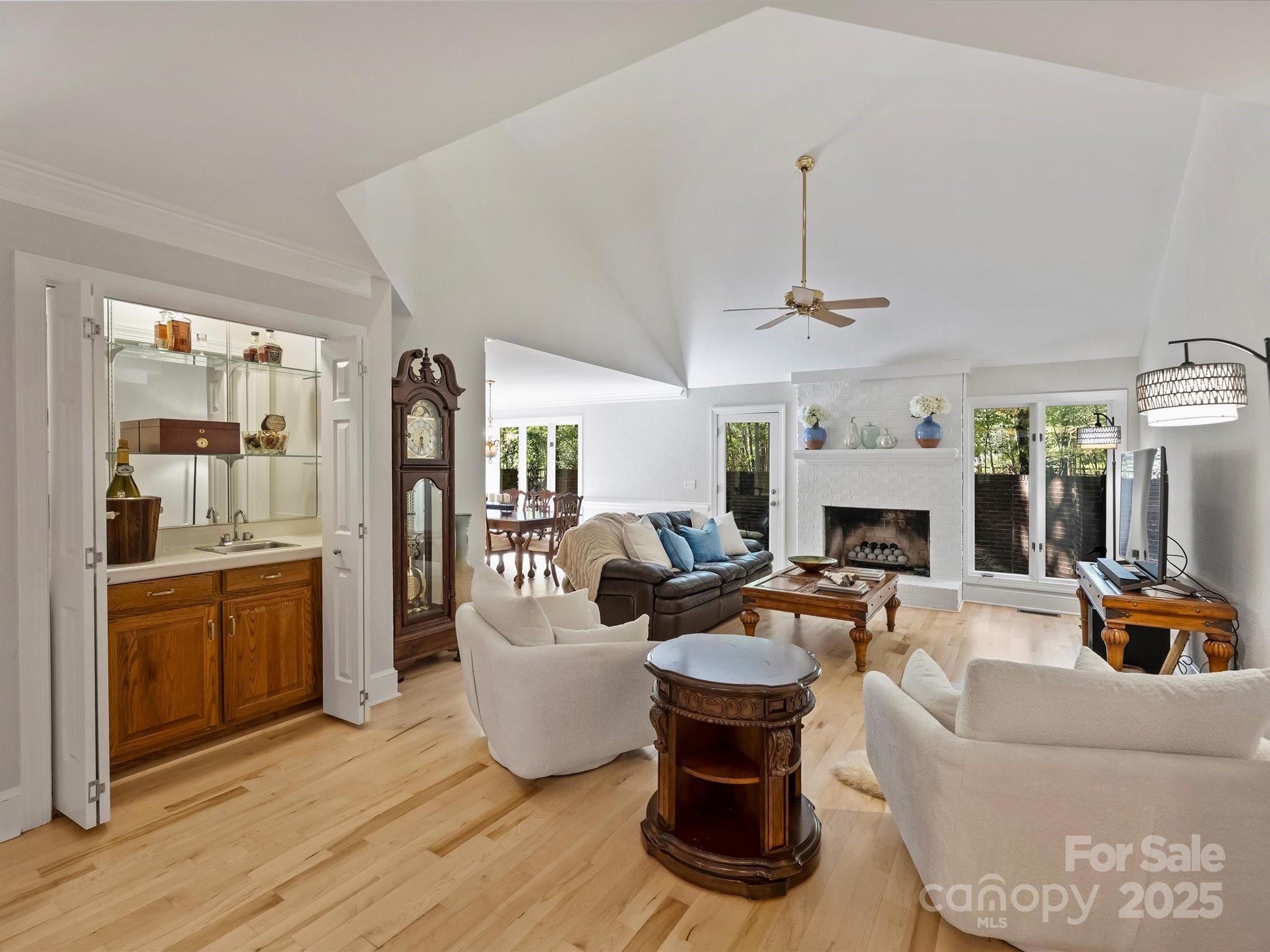 4400 Pendale Road