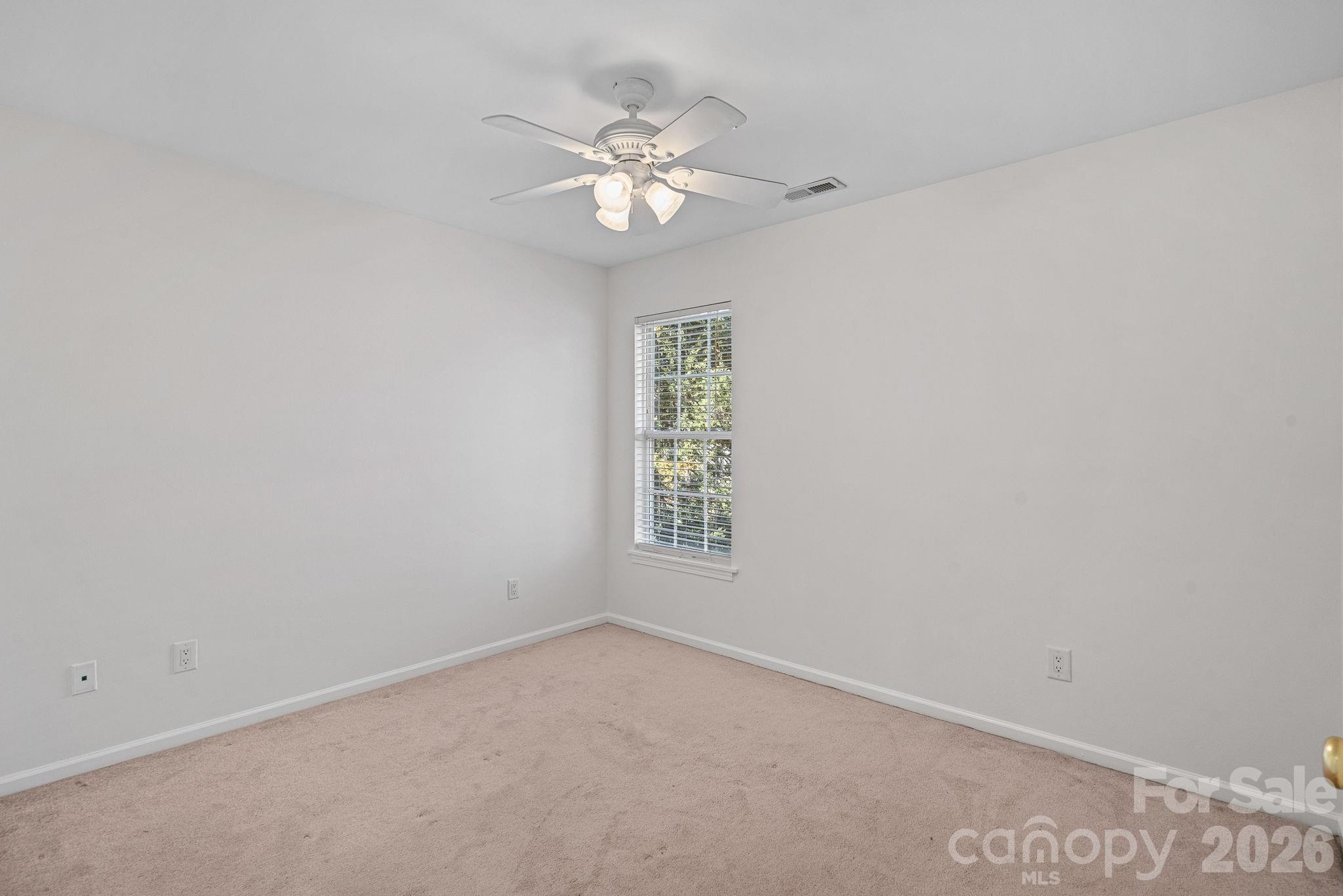 248 Commodore Loop