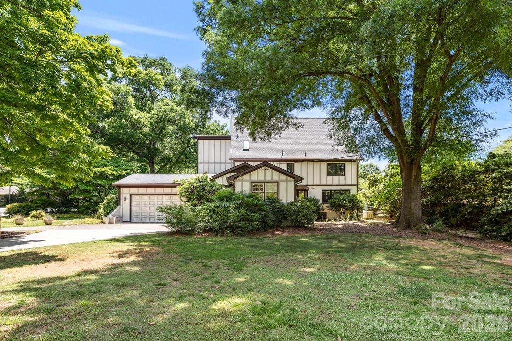 5335 Lansing Drive
