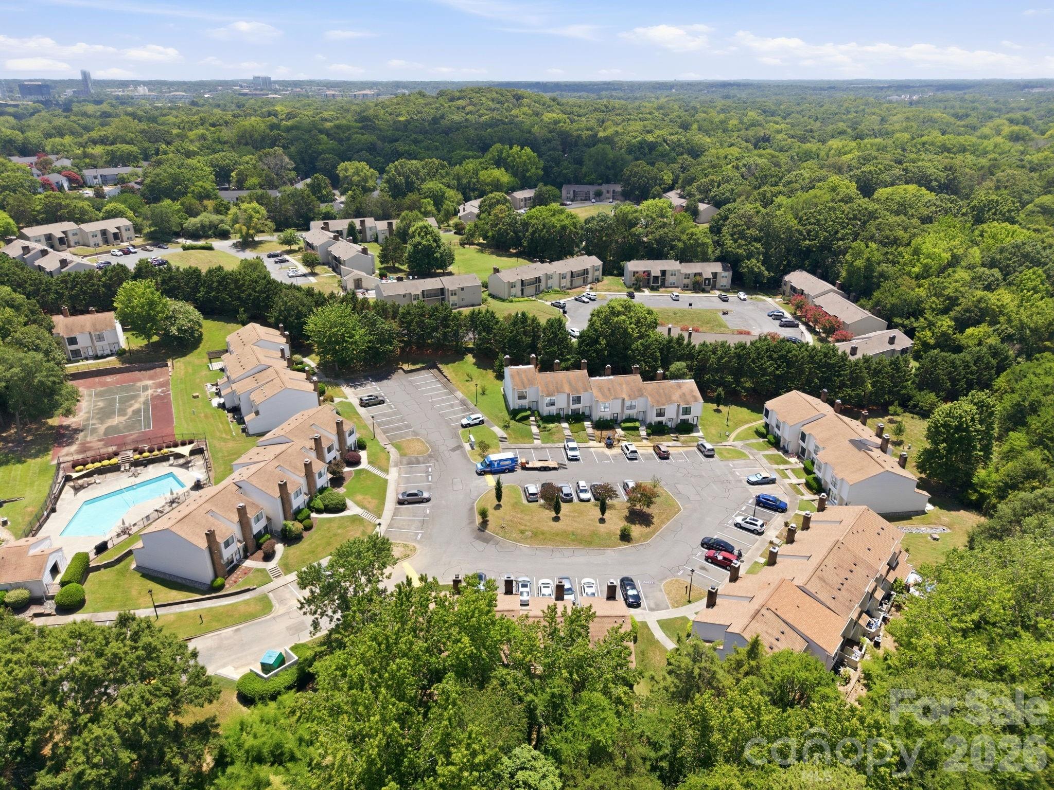11002 Carmel Crossing Rd