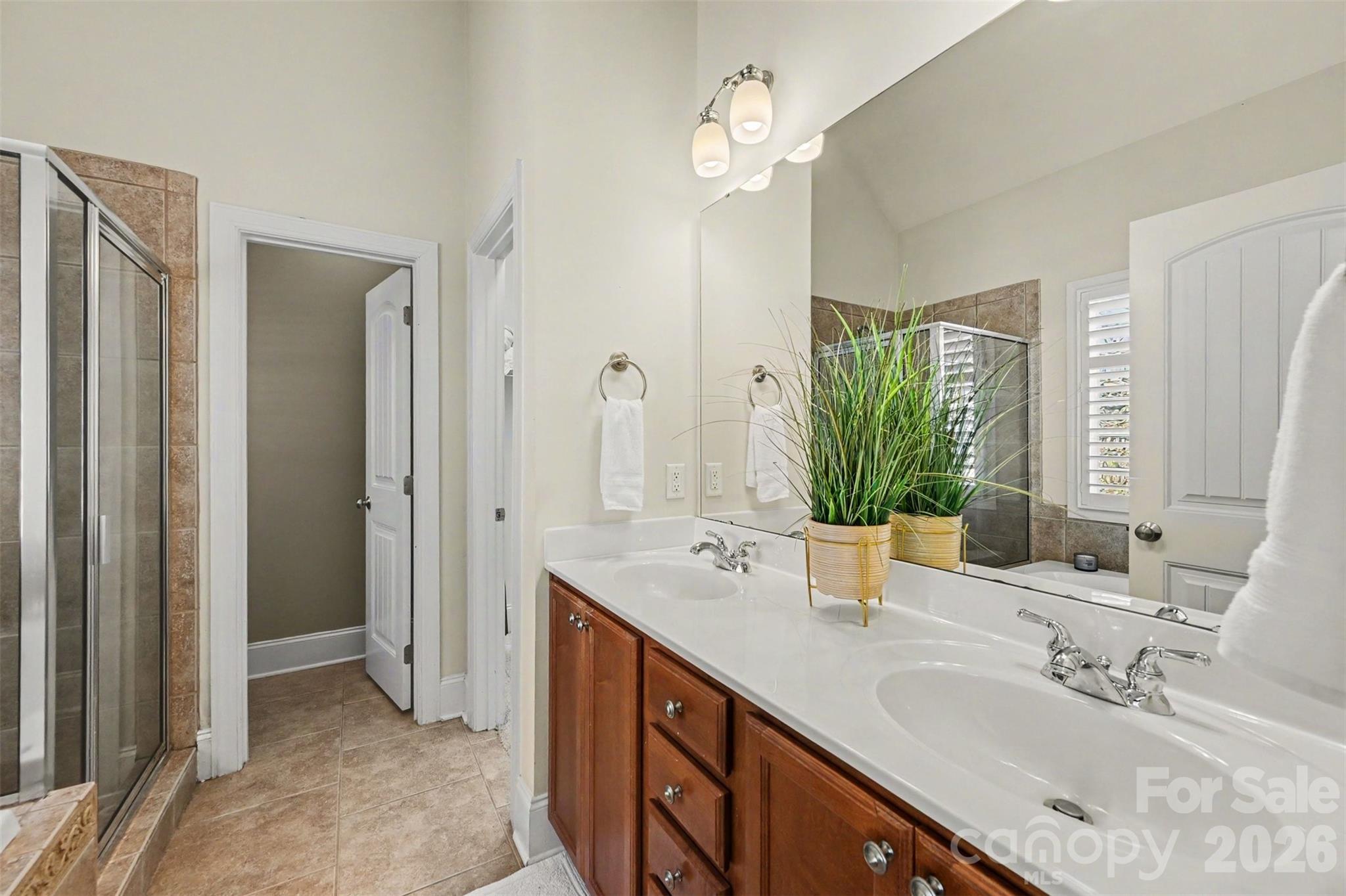 1109 Moray Court