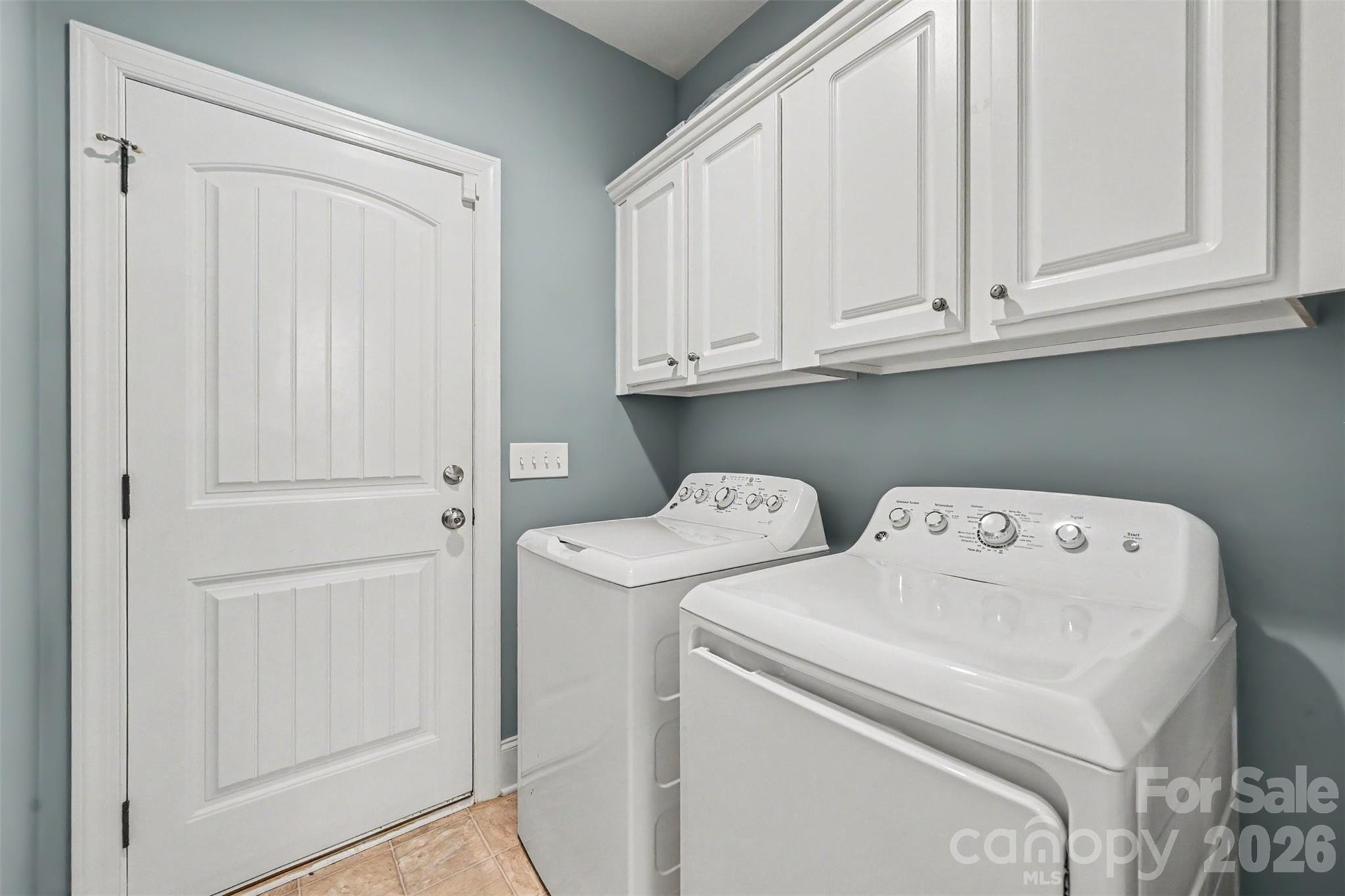 1109 Moray Court