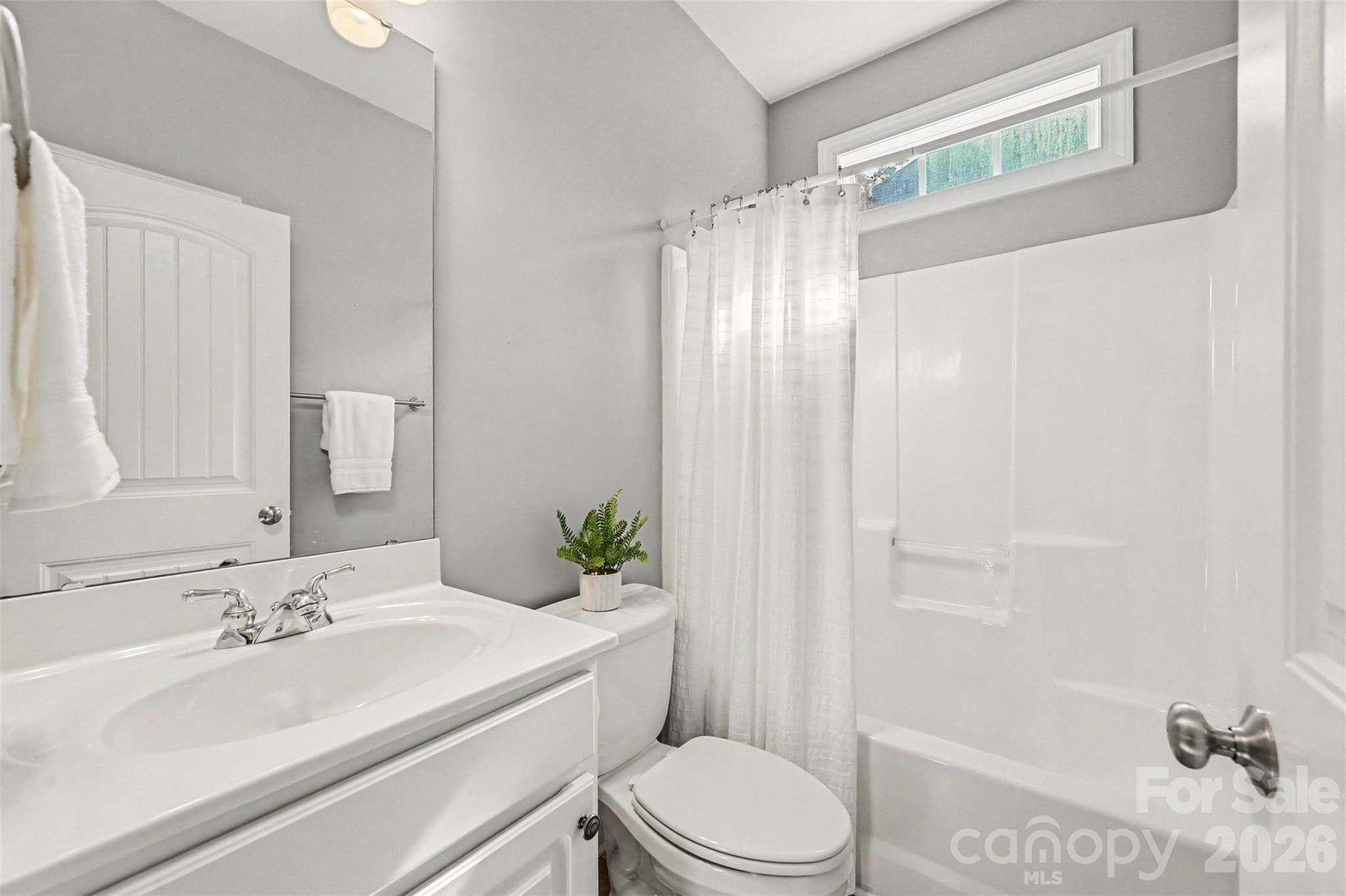 1109 Moray Court