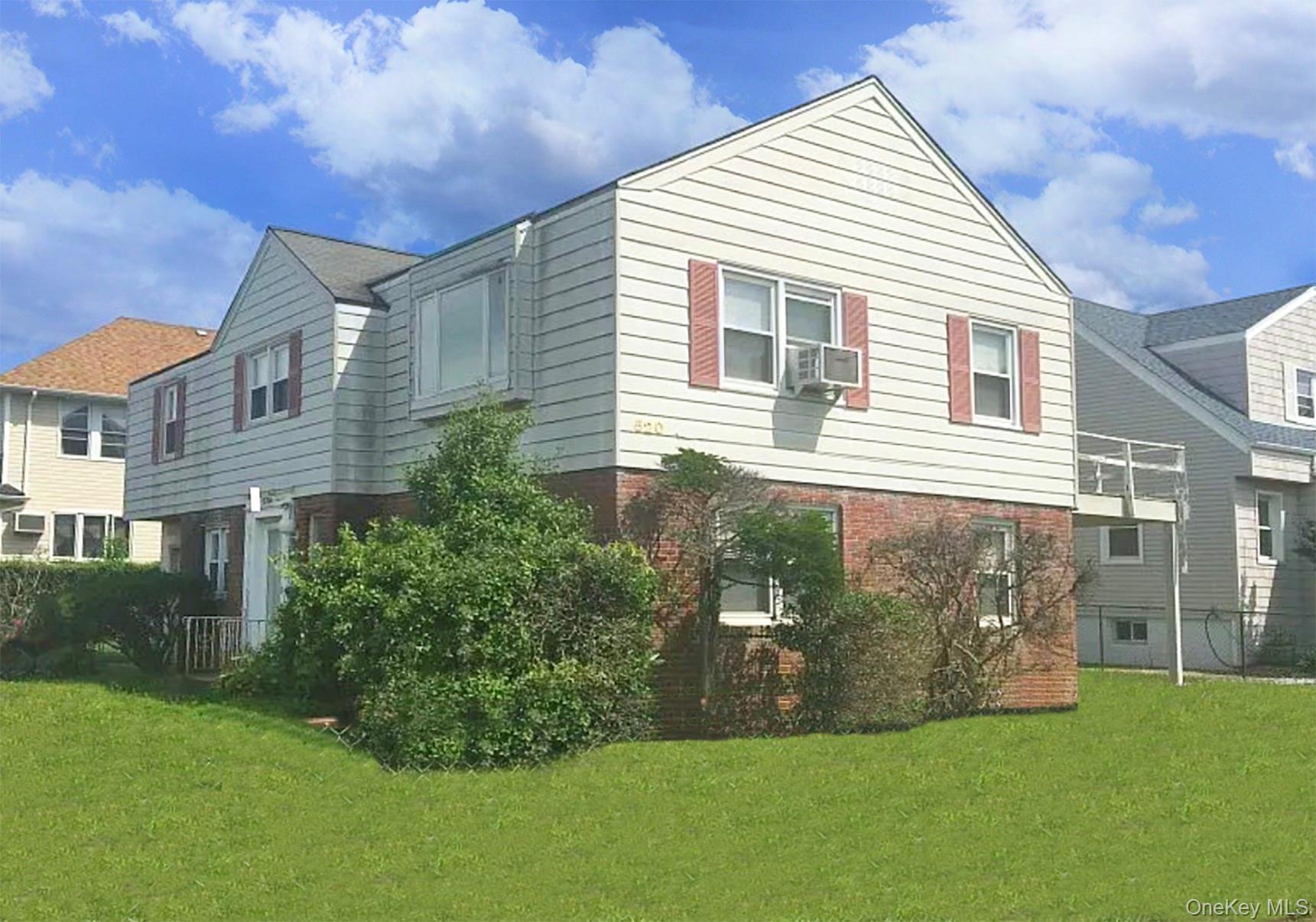 520 Lafayette Boulevard