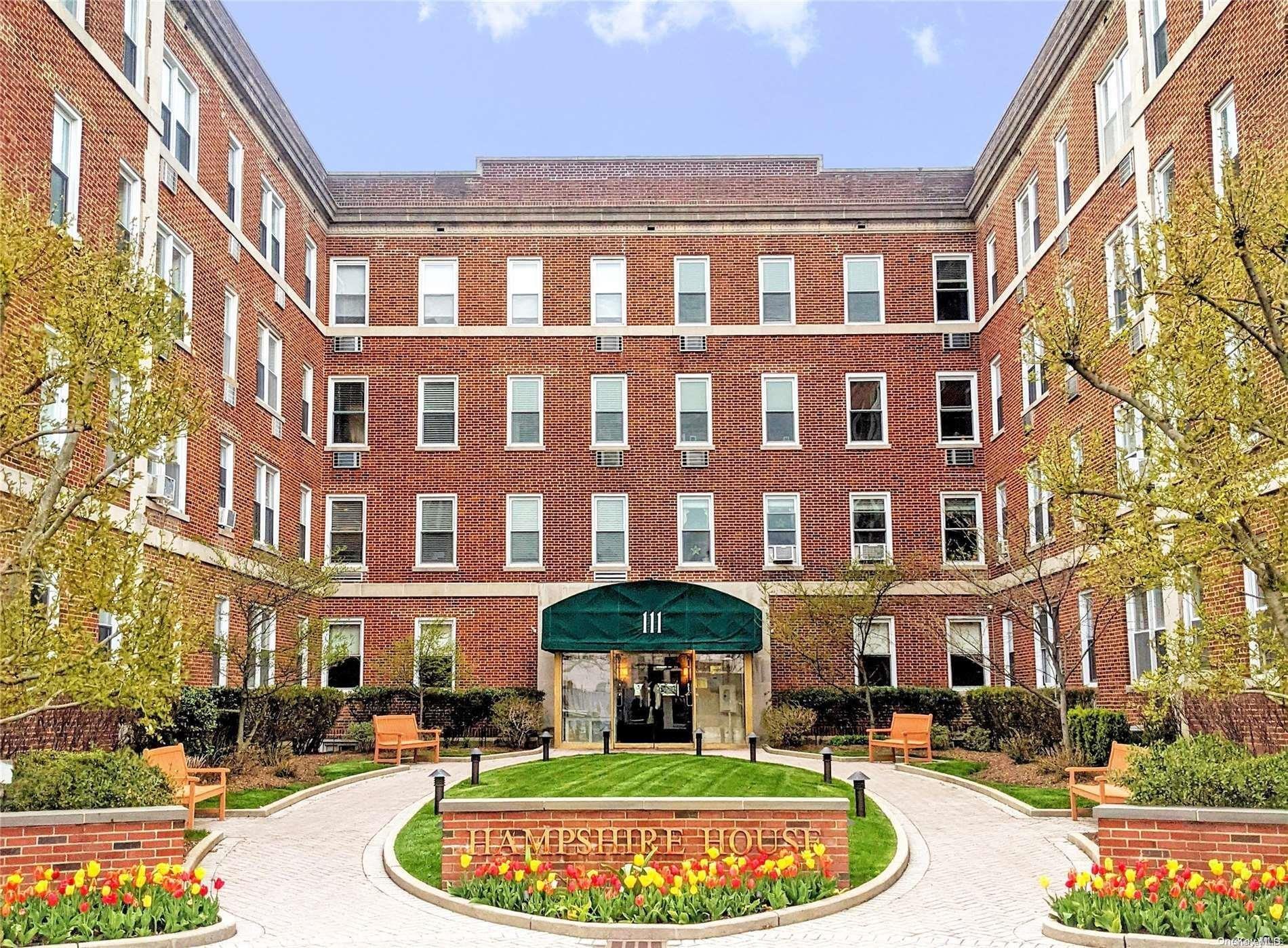 111 7th Street Unit: 102