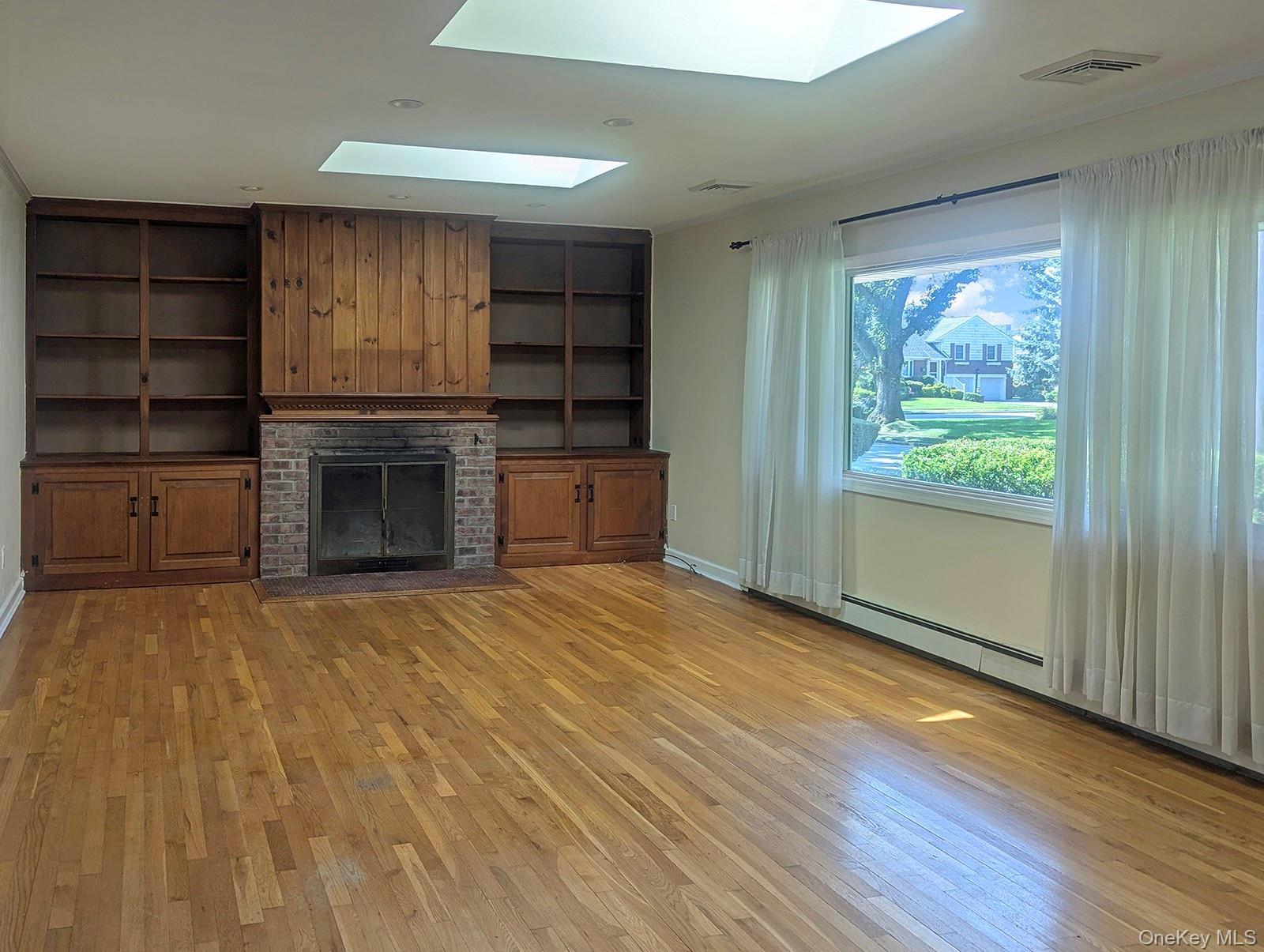 48 Bayberry Avenue