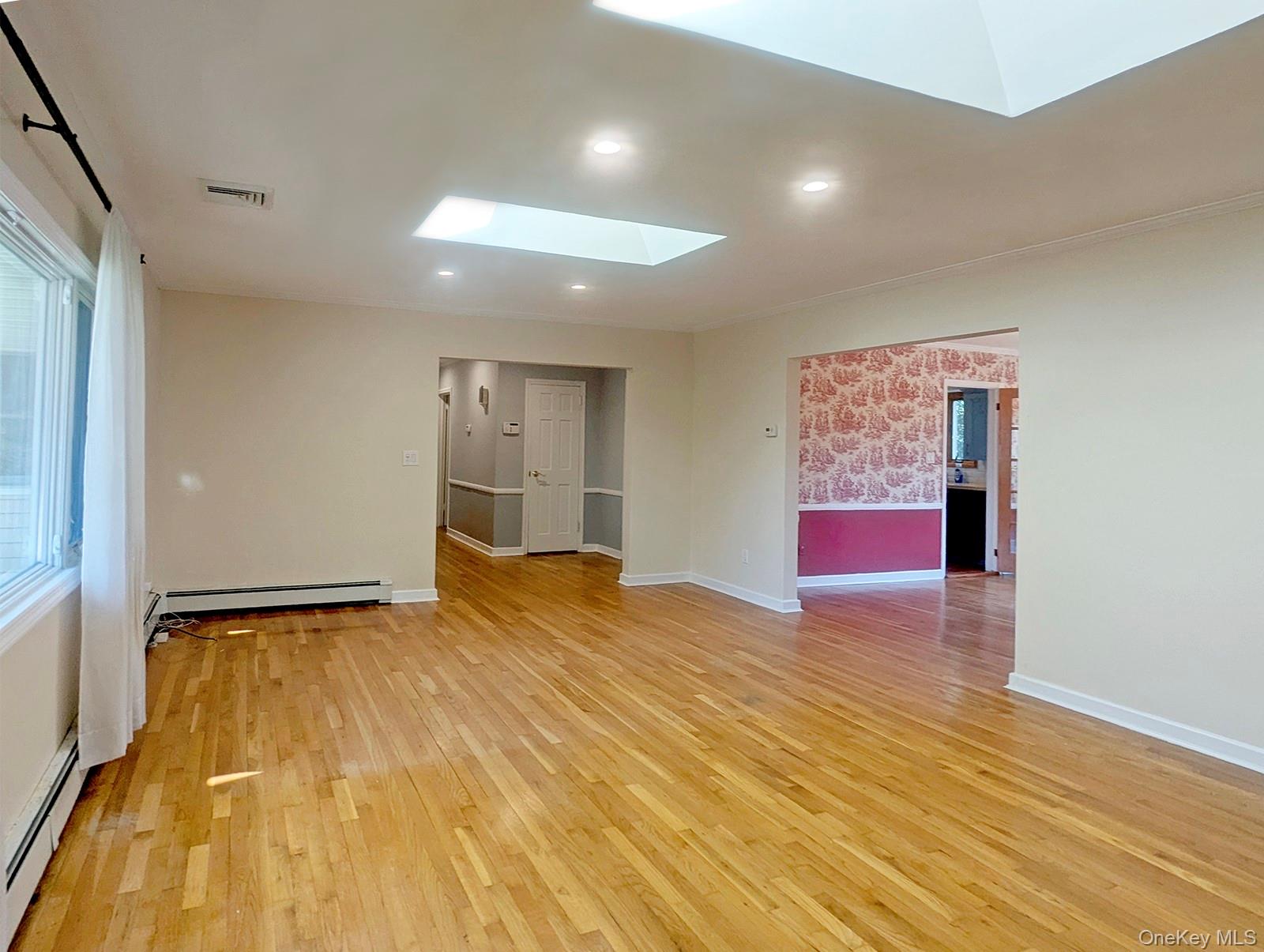 48 Bayberry Avenue