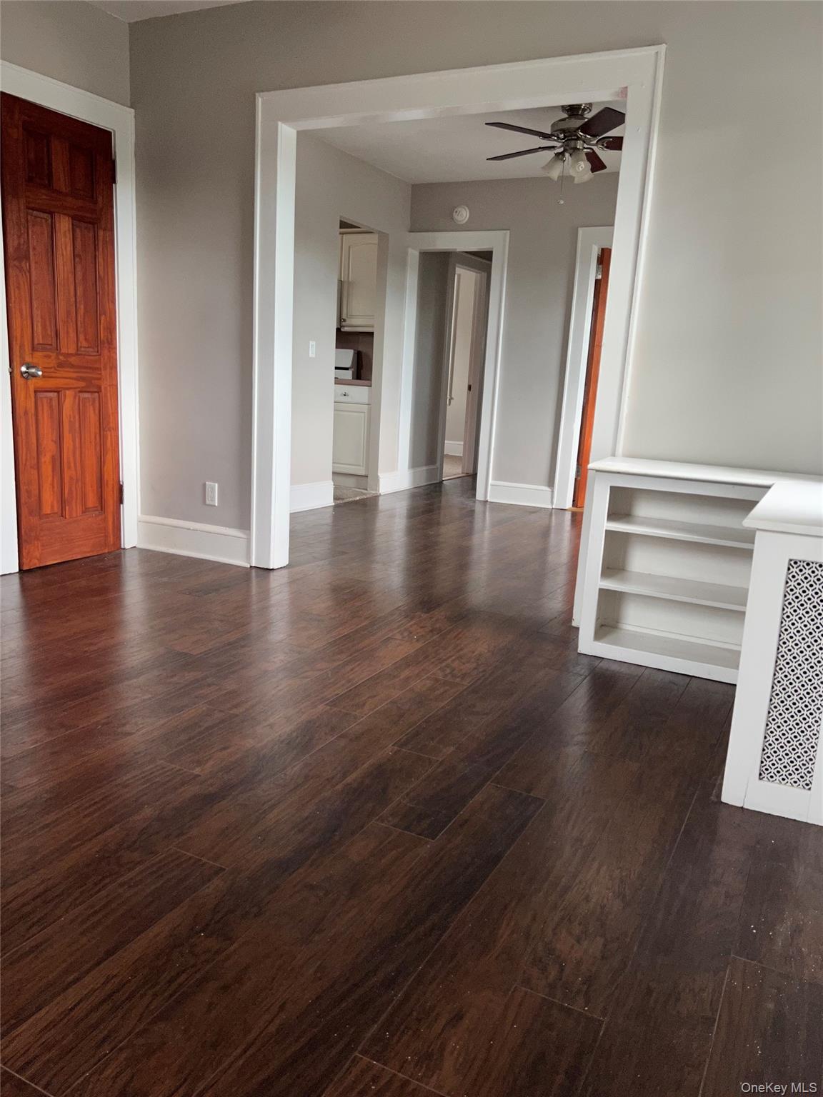 456 Burkhard Avenue Unit: 2nd