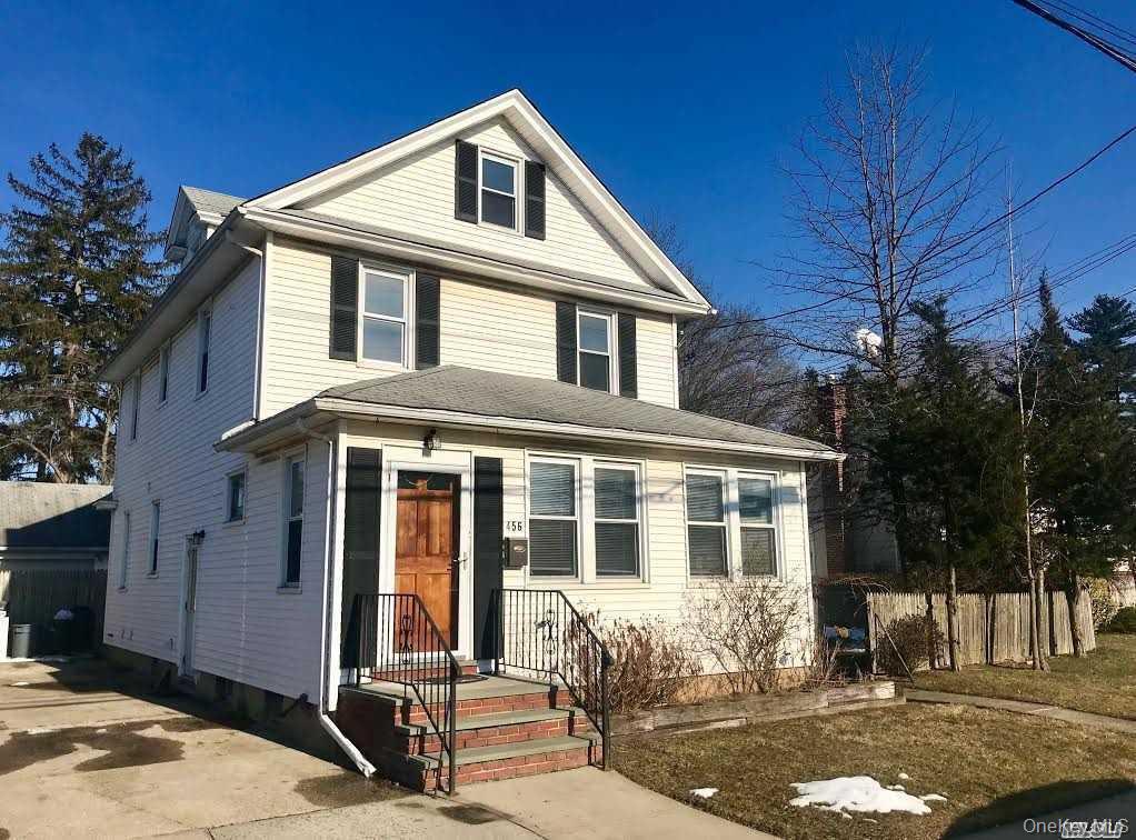 456 Burkhard Avenue Unit: 2nd