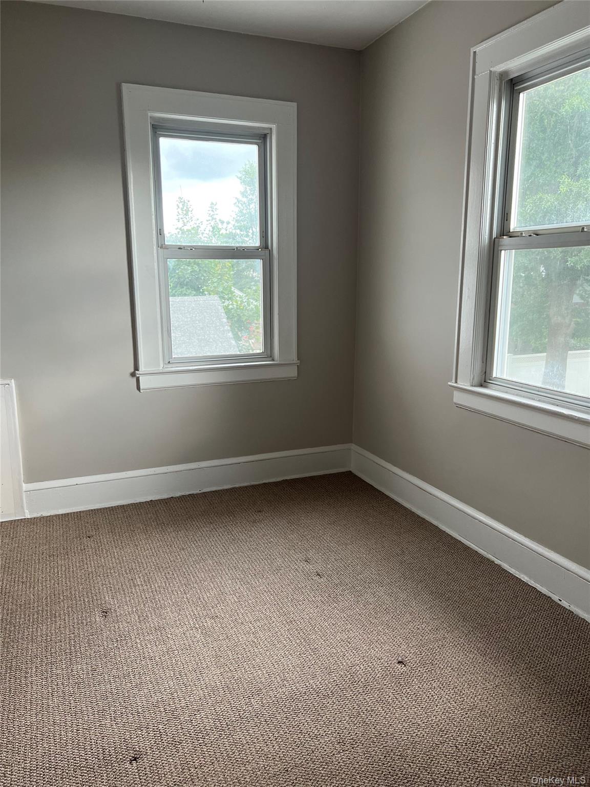 456 Burkhard Avenue Unit: 2nd