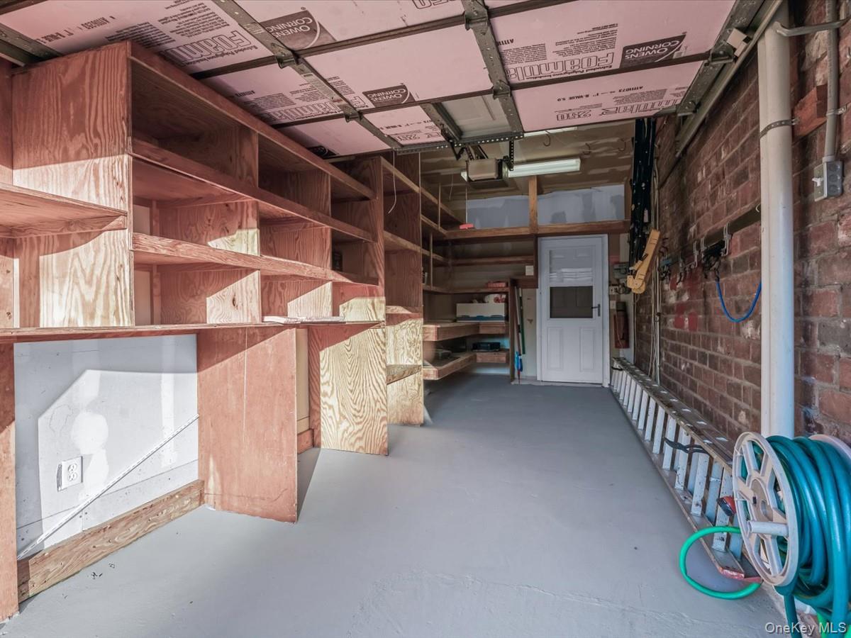 16 Kenilworth Road