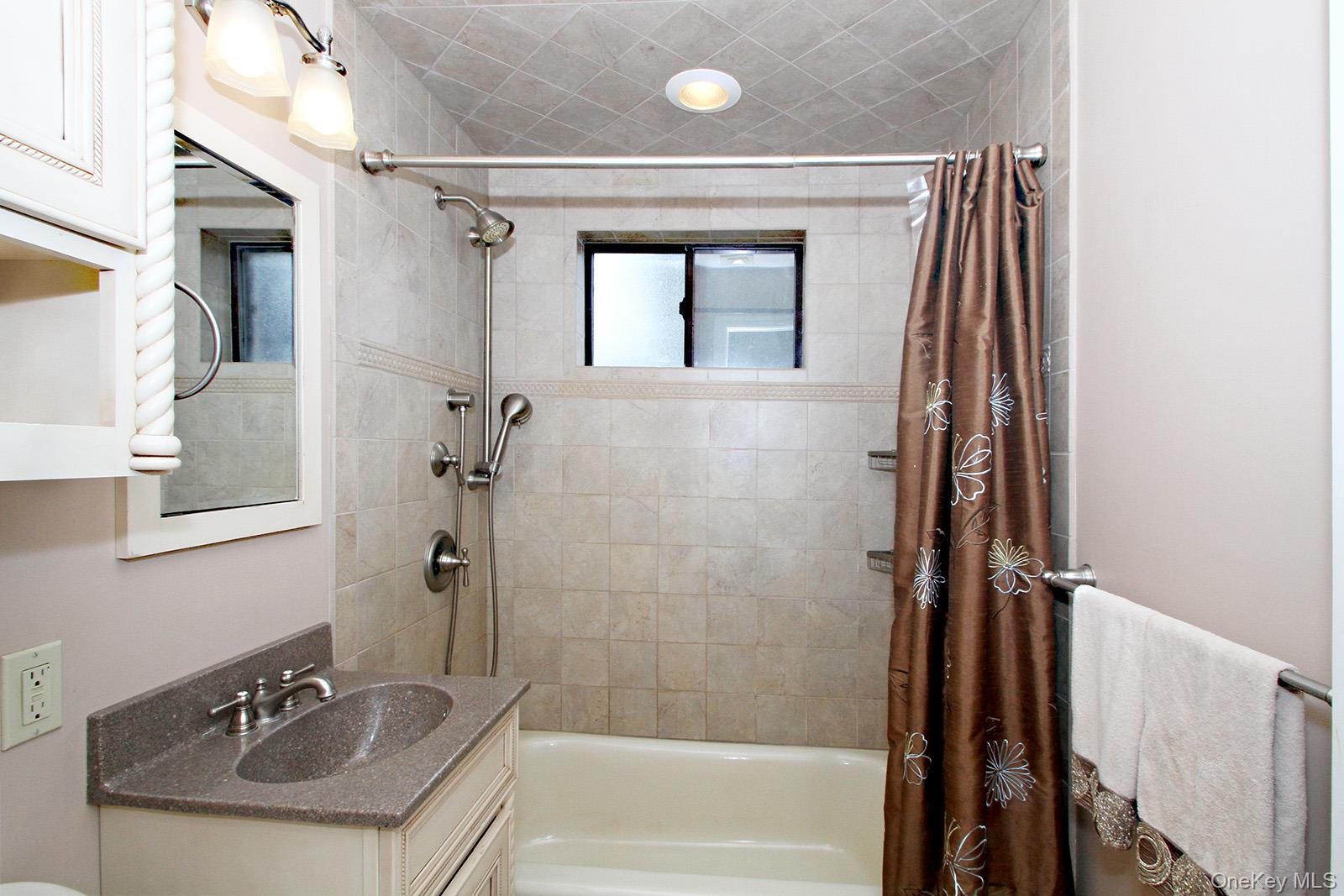 129 Fifteenth Street Unit: B2