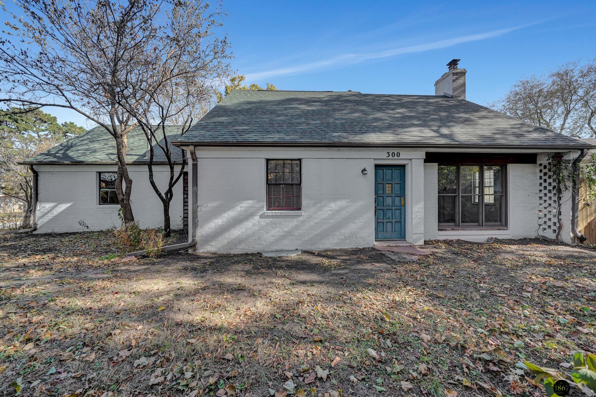 300 S Cotner Boulevard