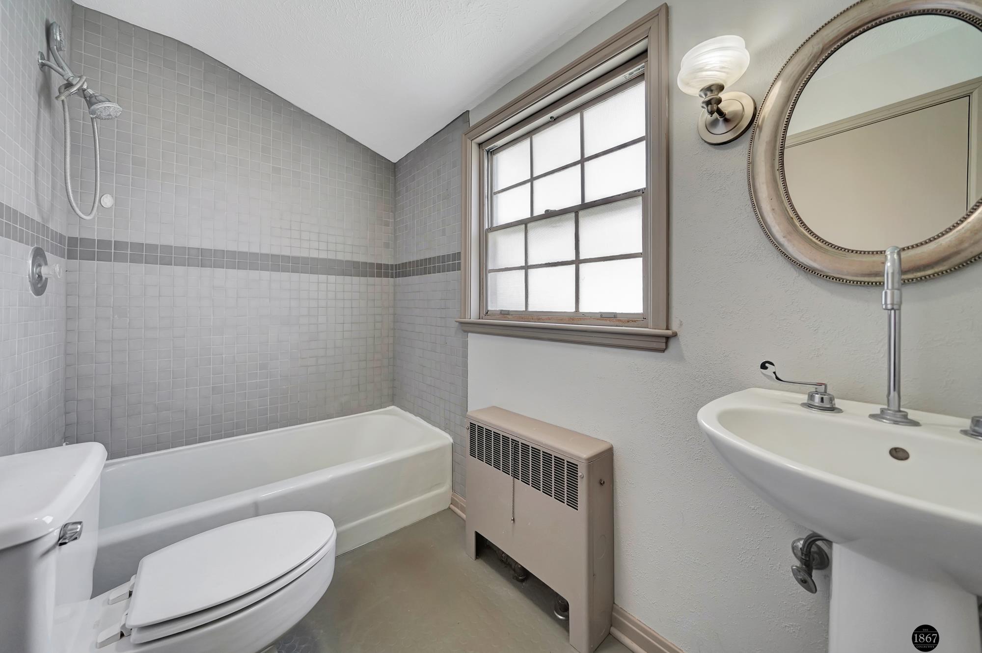 300 S Cotner Boulevard