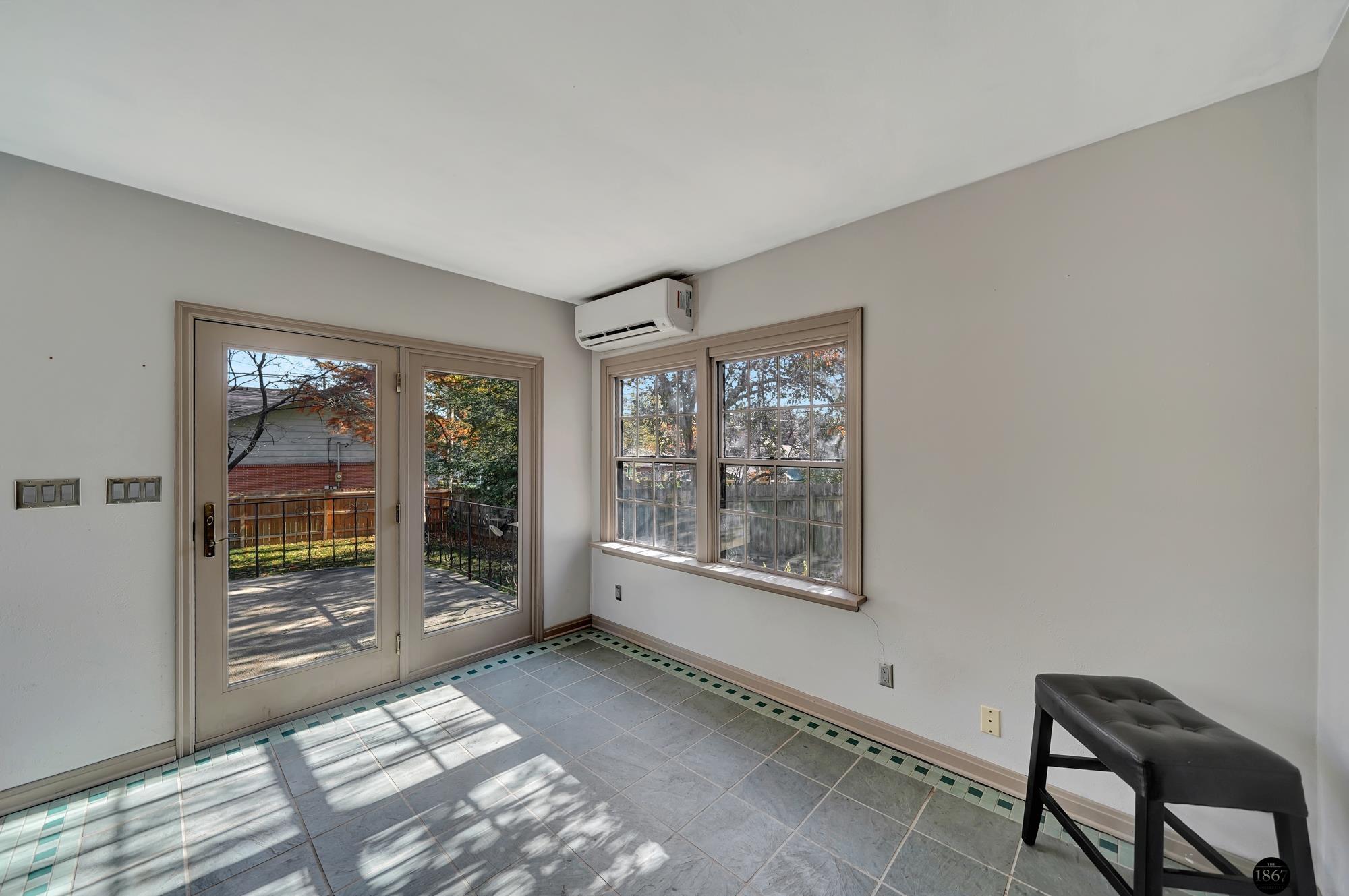 300 S Cotner Boulevard