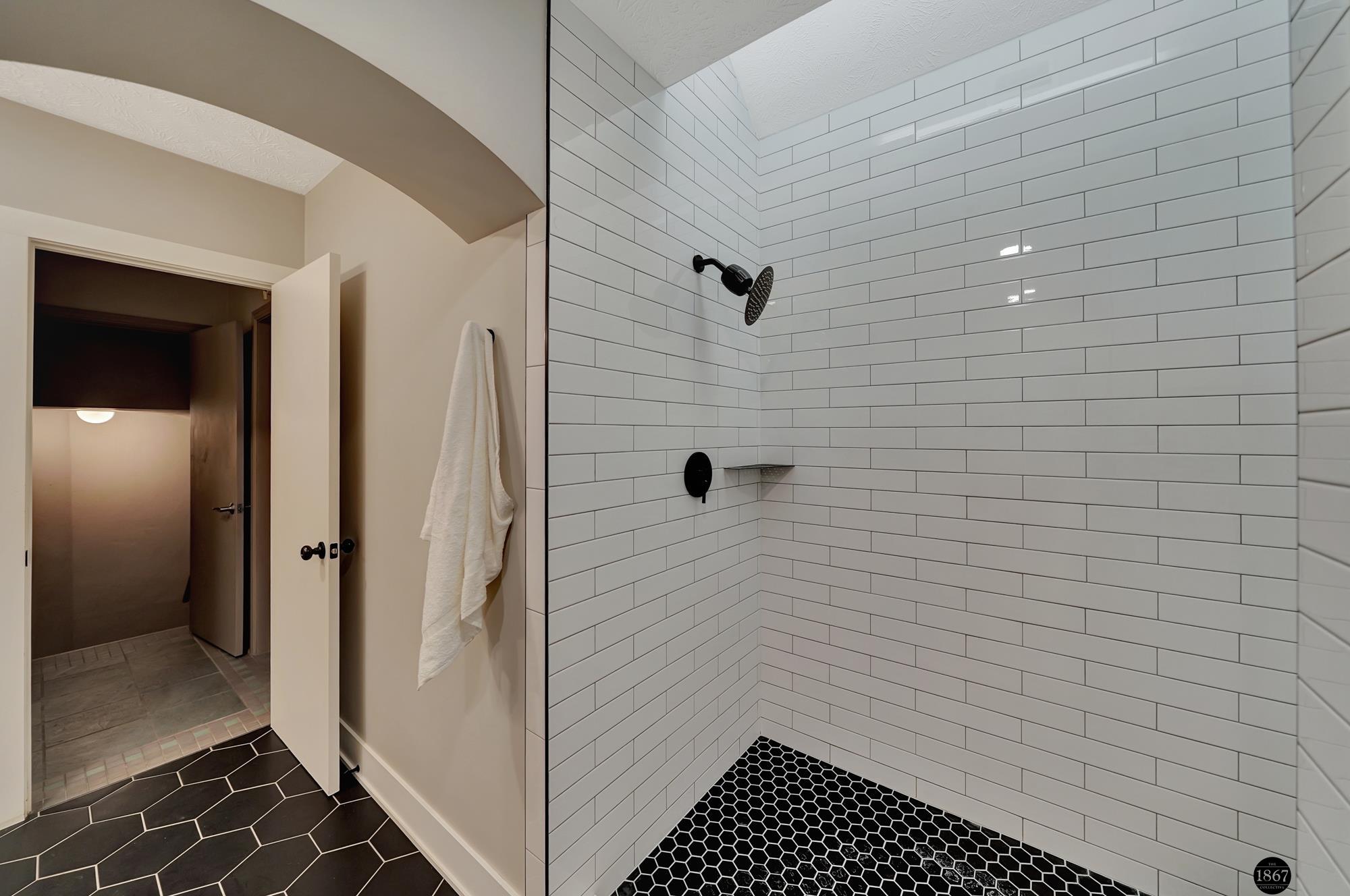 300 S Cotner Boulevard