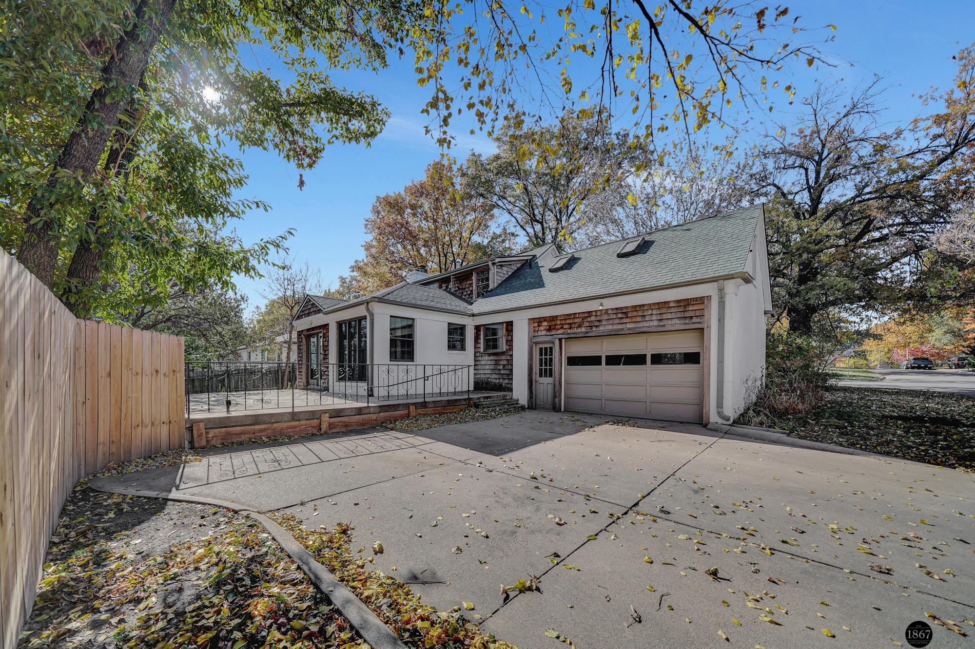 300 S Cotner Boulevard