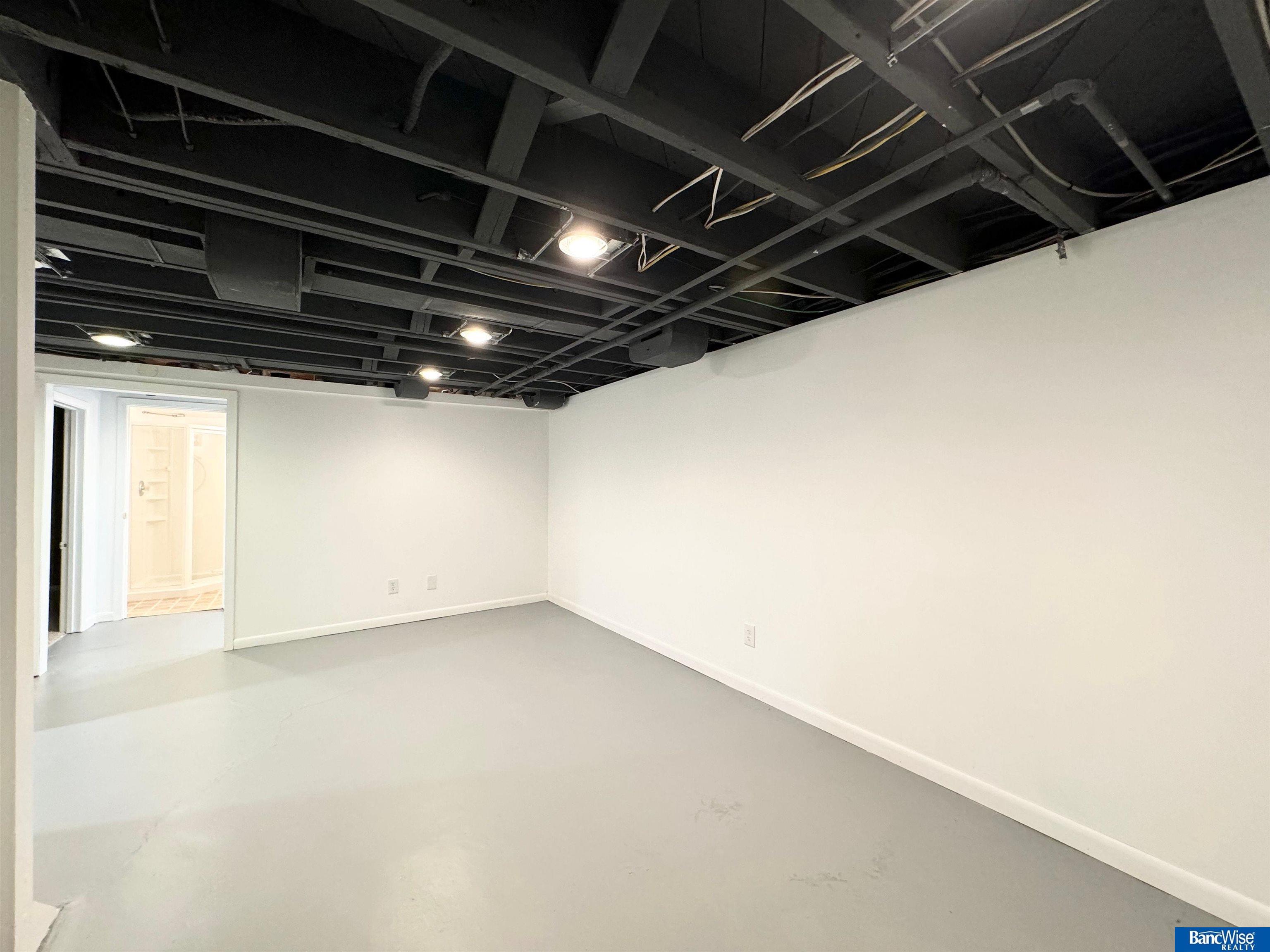 1435 Van Dorn Street