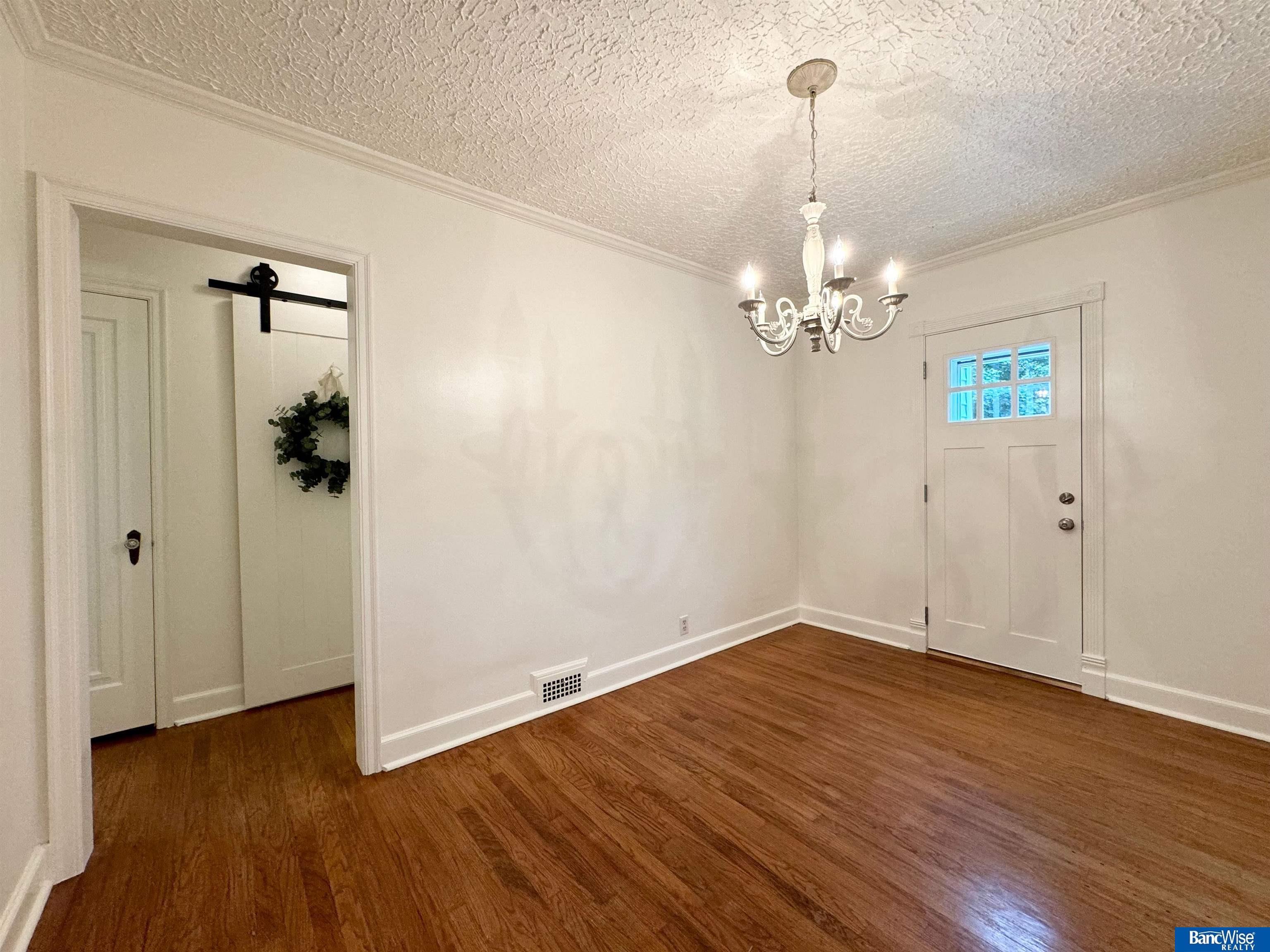 1435 Van Dorn Street