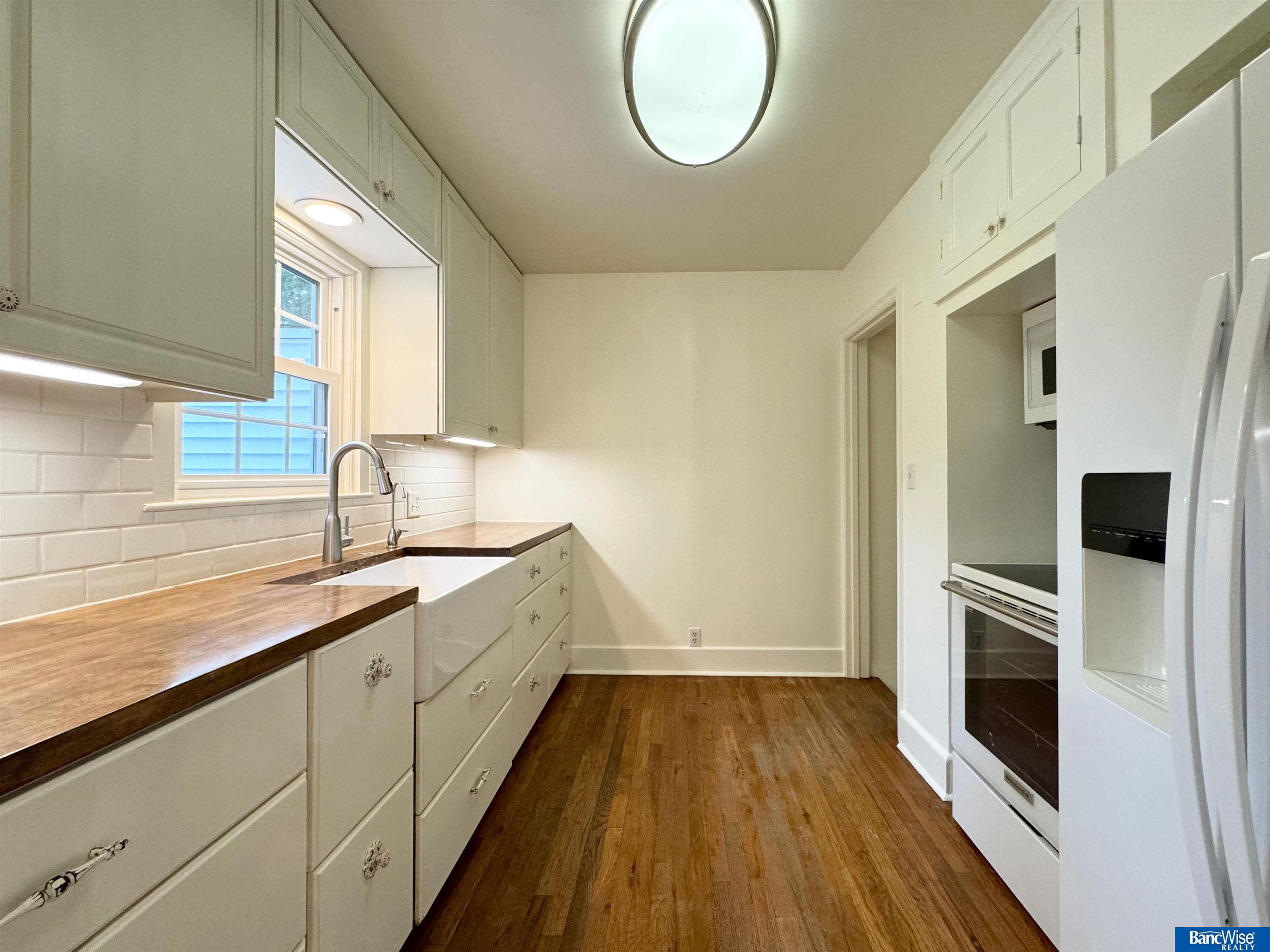 1435 Van Dorn Street