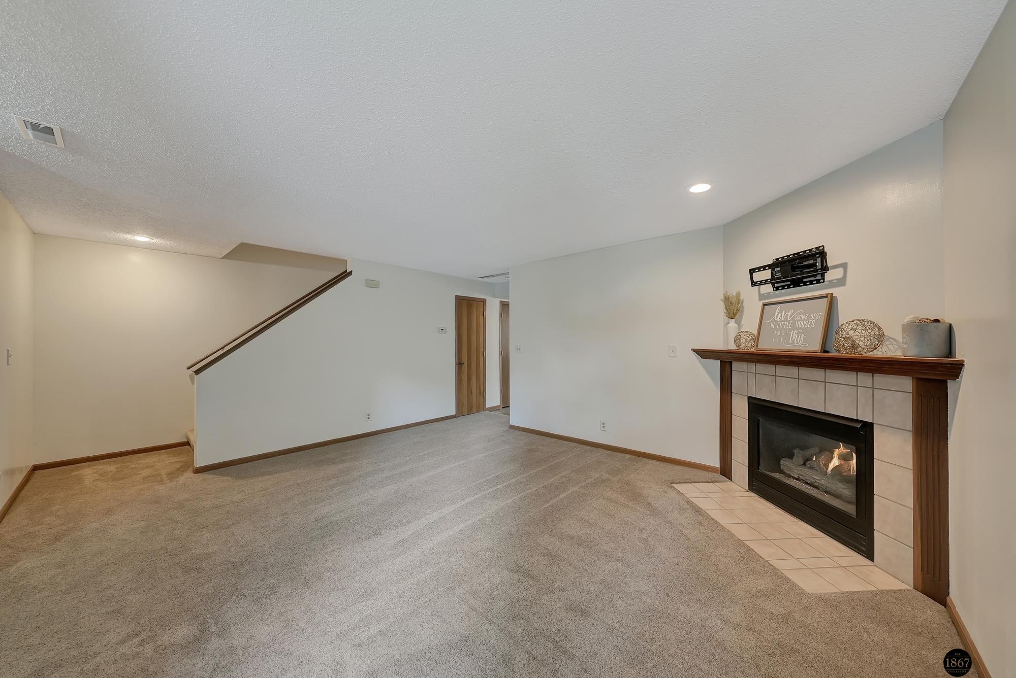 4725 Bel-Ridge Drive