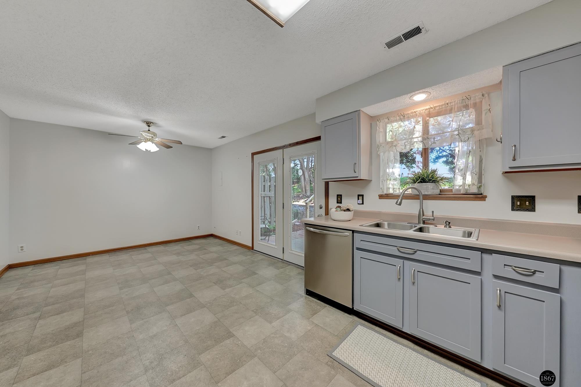 4725 Bel-Ridge Drive