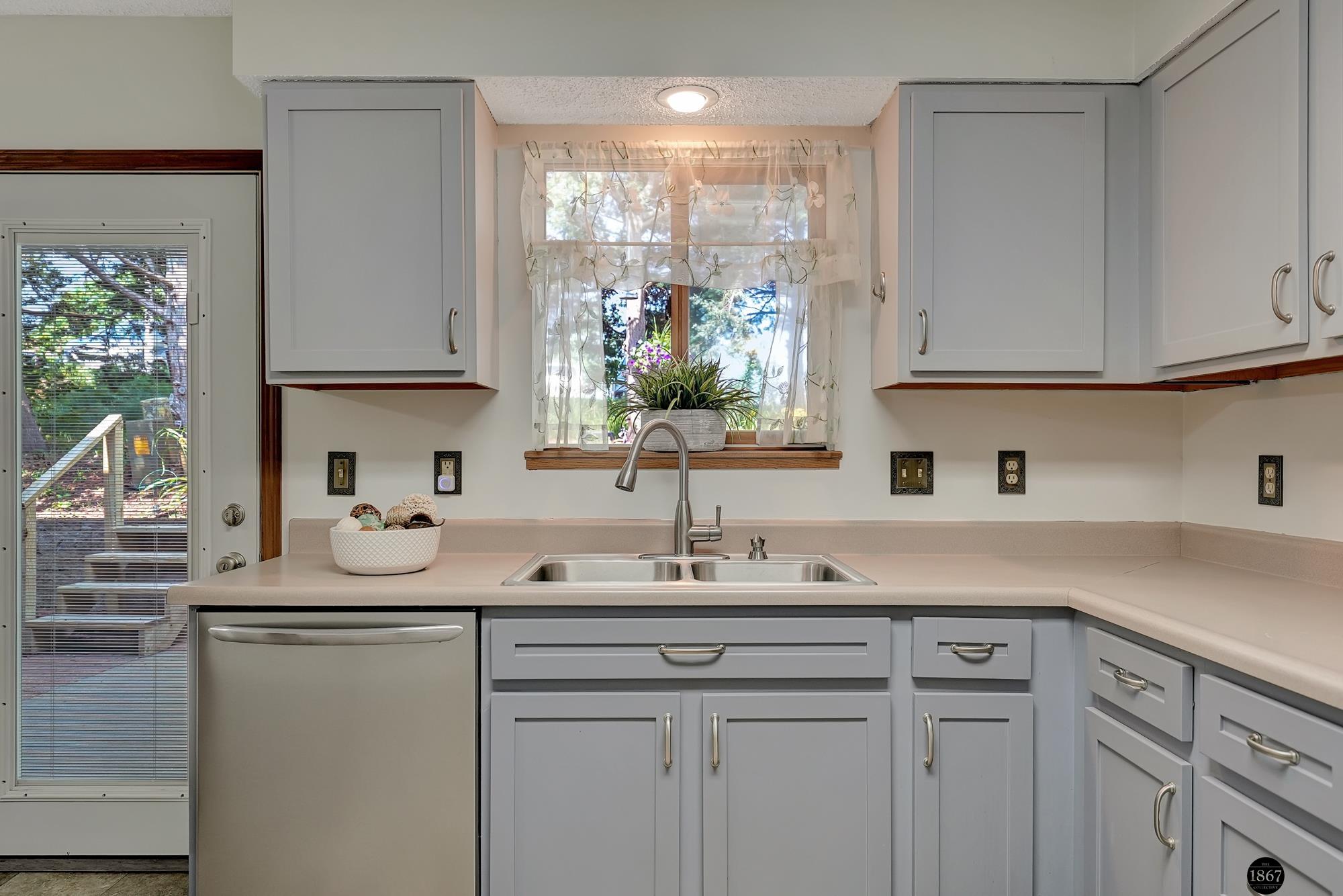 4725 Bel-Ridge Drive