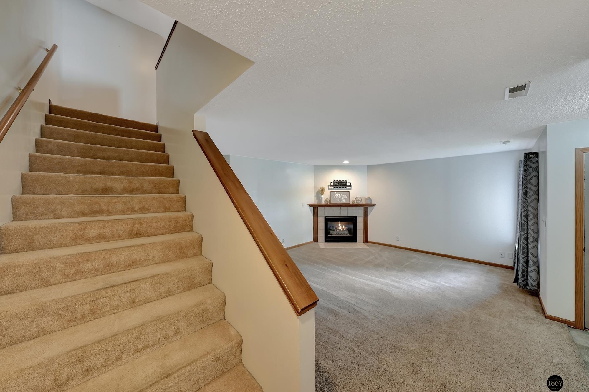 4725 Bel-Ridge Drive