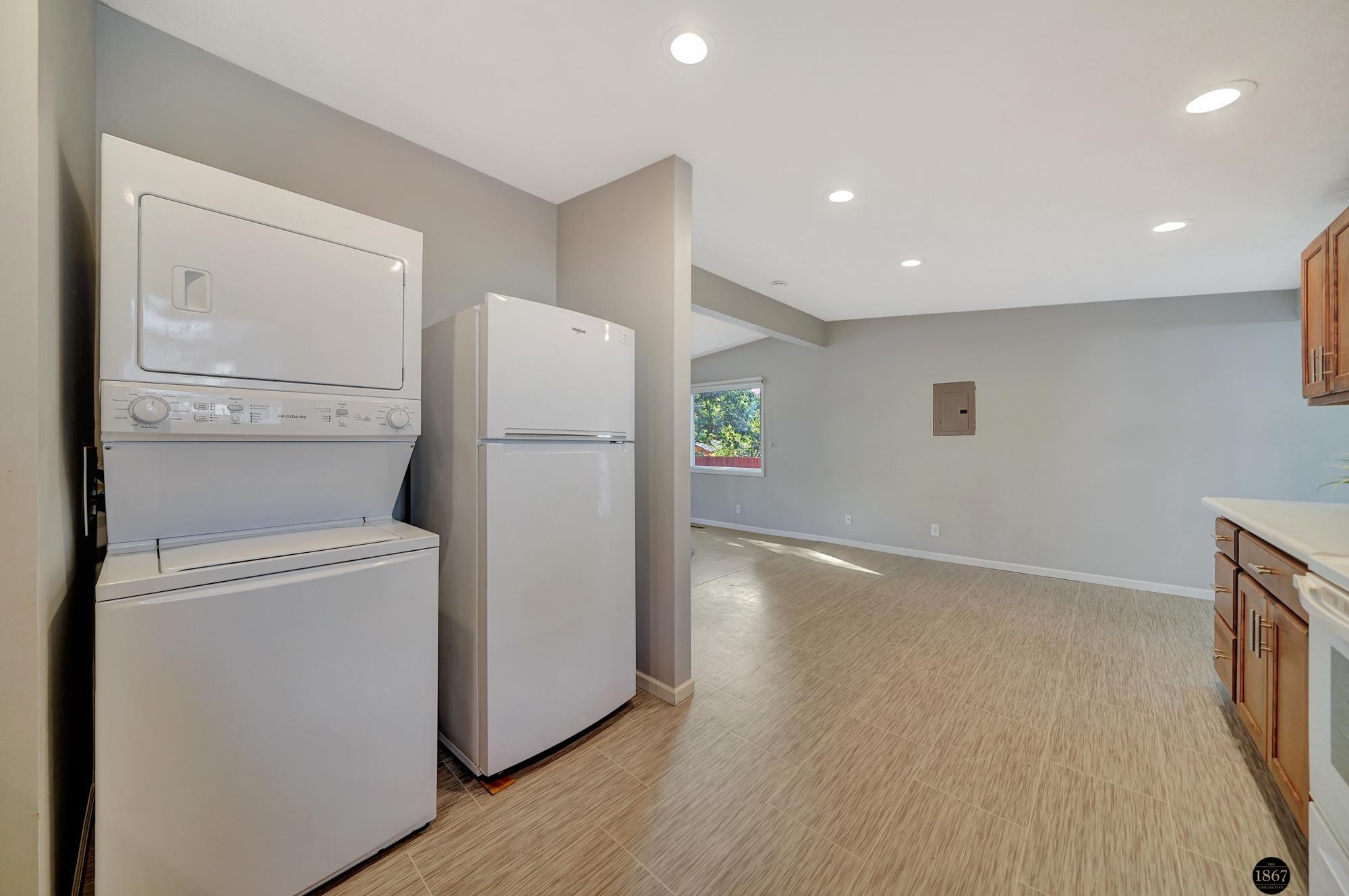 615 Eastborough Lane