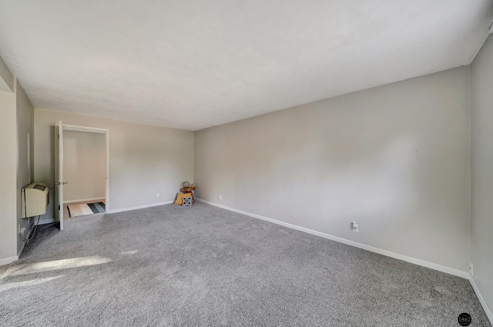 615 Eastborough Lane