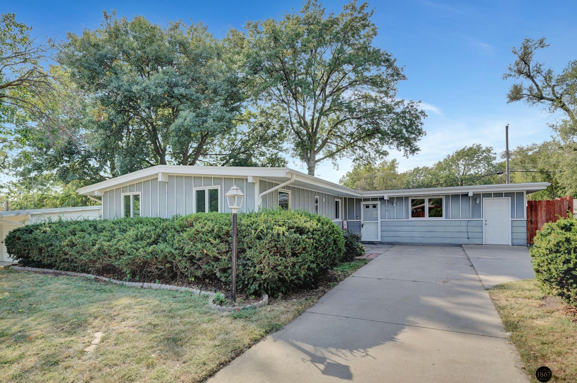 615 Eastborough Lane