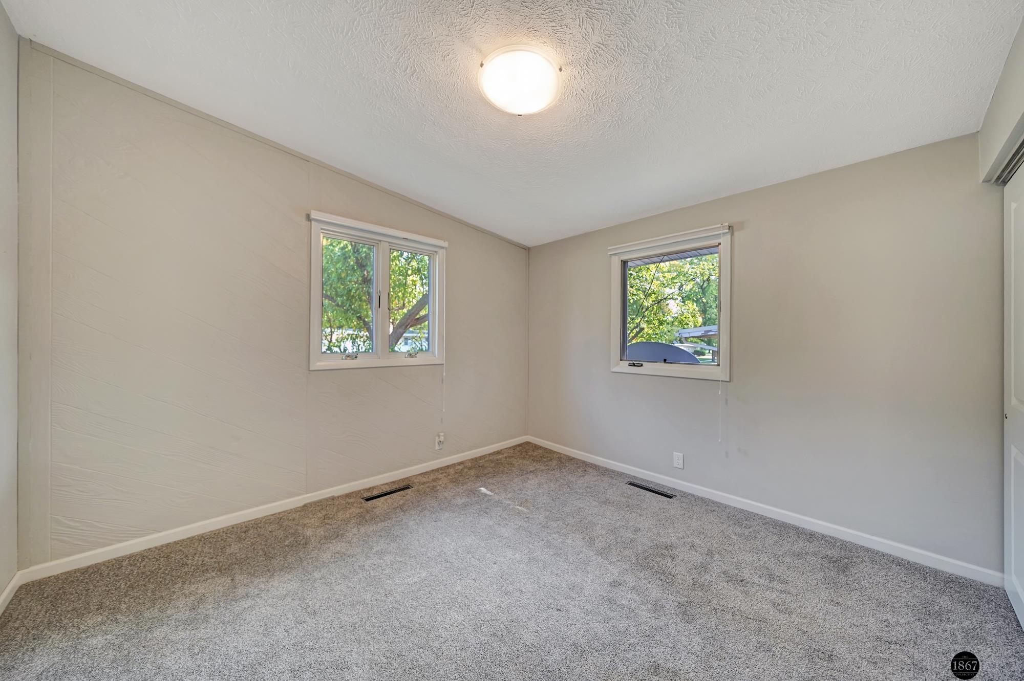 615 Eastborough Lane