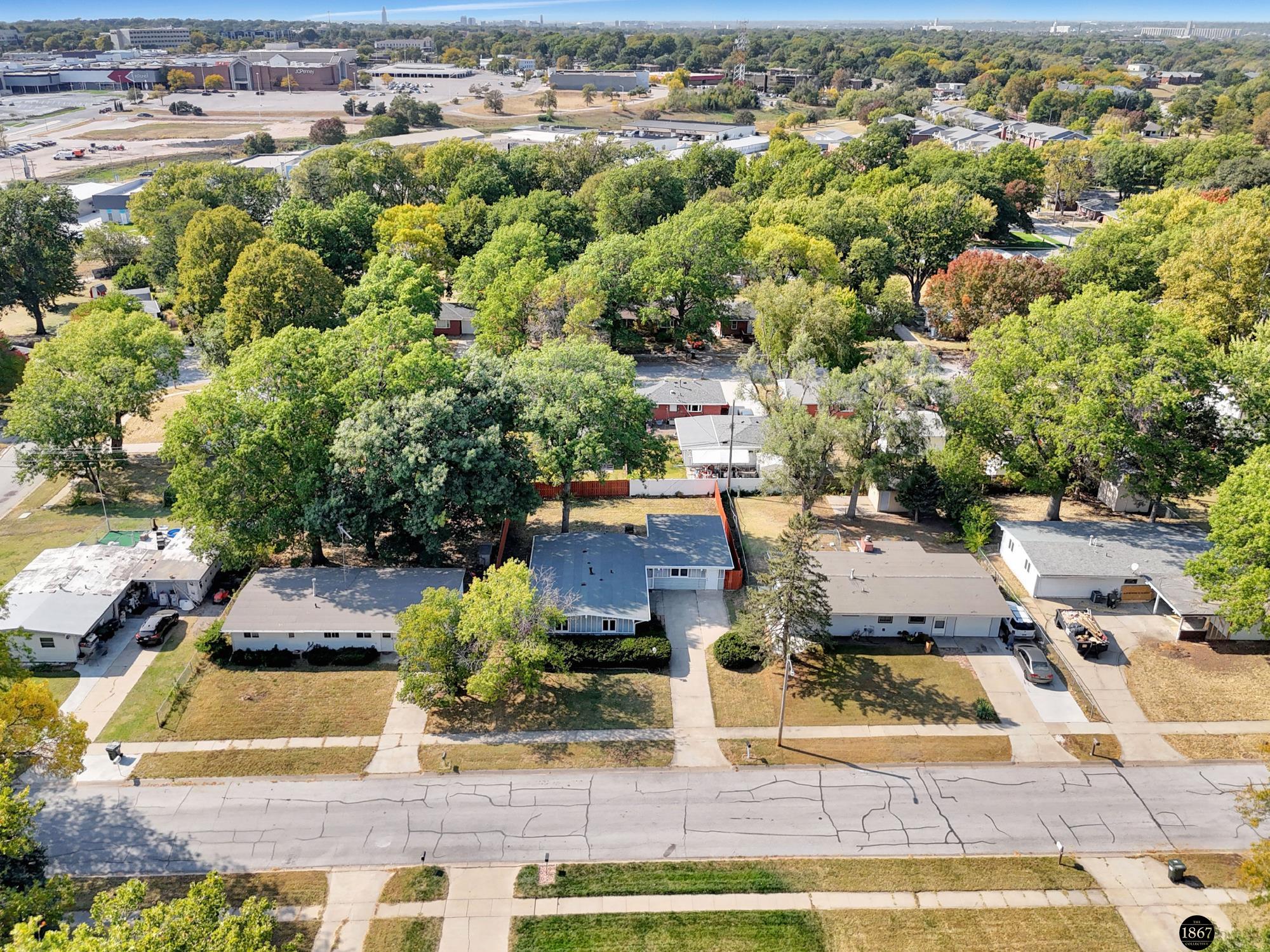 615 Eastborough Lane